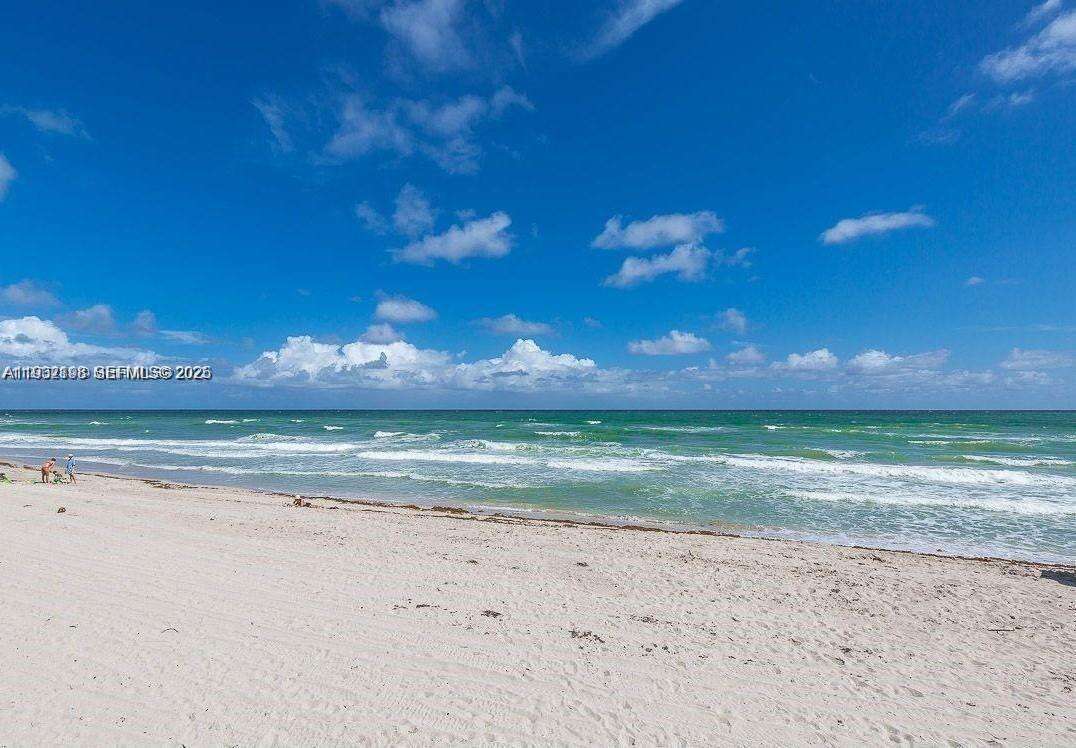 Sea Air Towers at 3725 Ocean Dr, Hollywood, FL 33019 - For Sale photo 1
