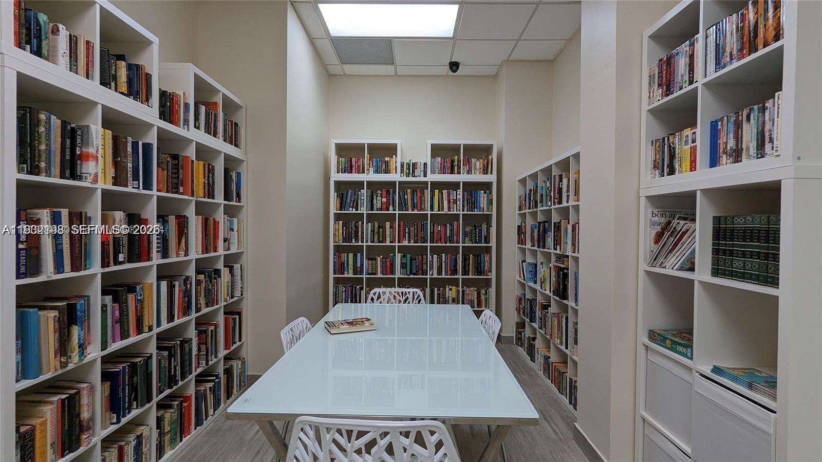 Sea Air Towers at 3725 Ocean Dr, Hollywood, FL 33019 - For Sale photo 11