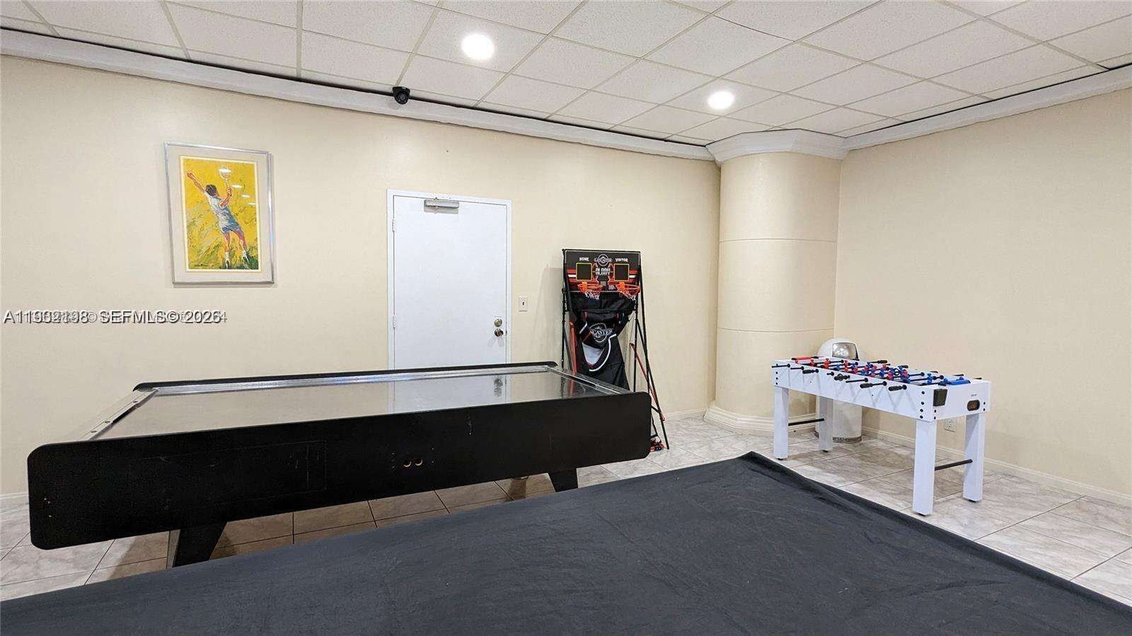 Sea Air Towers at 3725 Ocean Dr, Hollywood, FL 33019 - For Sale photo 14