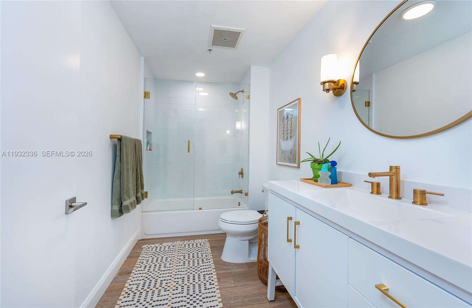 Two Midtown at 3470 Coast Ave, Miami, FL 33137 - For Sale photo 12