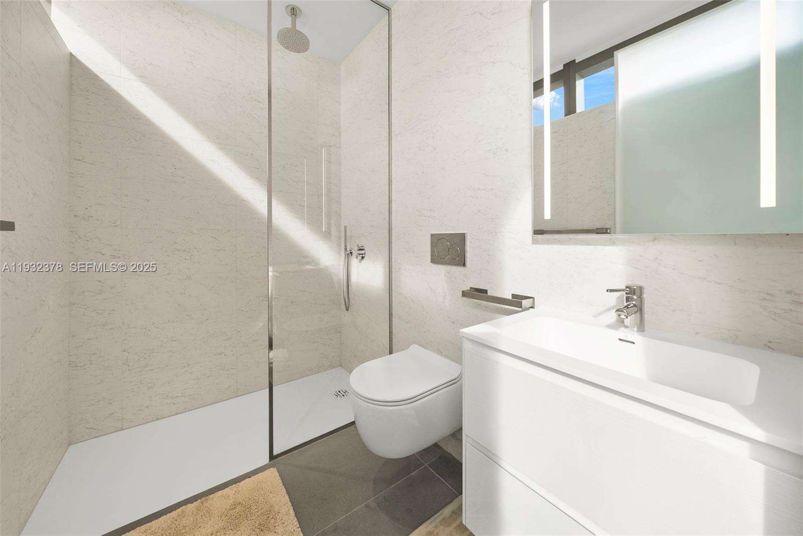 2000 OCEAN - 2000 Ocean Dr, Hallandale Beach, FL 33009 | Picture 36