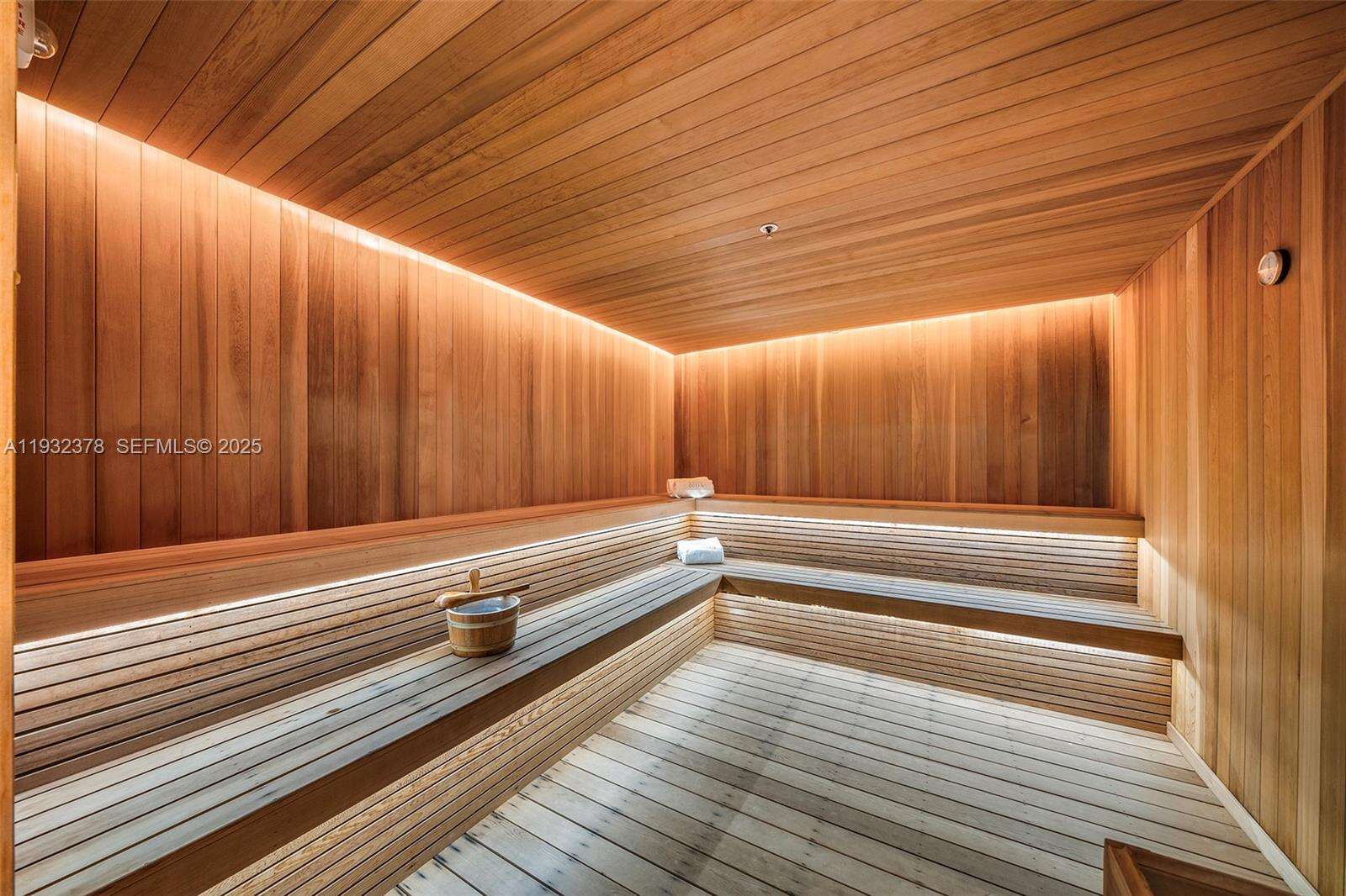 2000 OCEAN - 2000 Ocean Dr, Hallandale Beach, FL 33009 | Picture 47