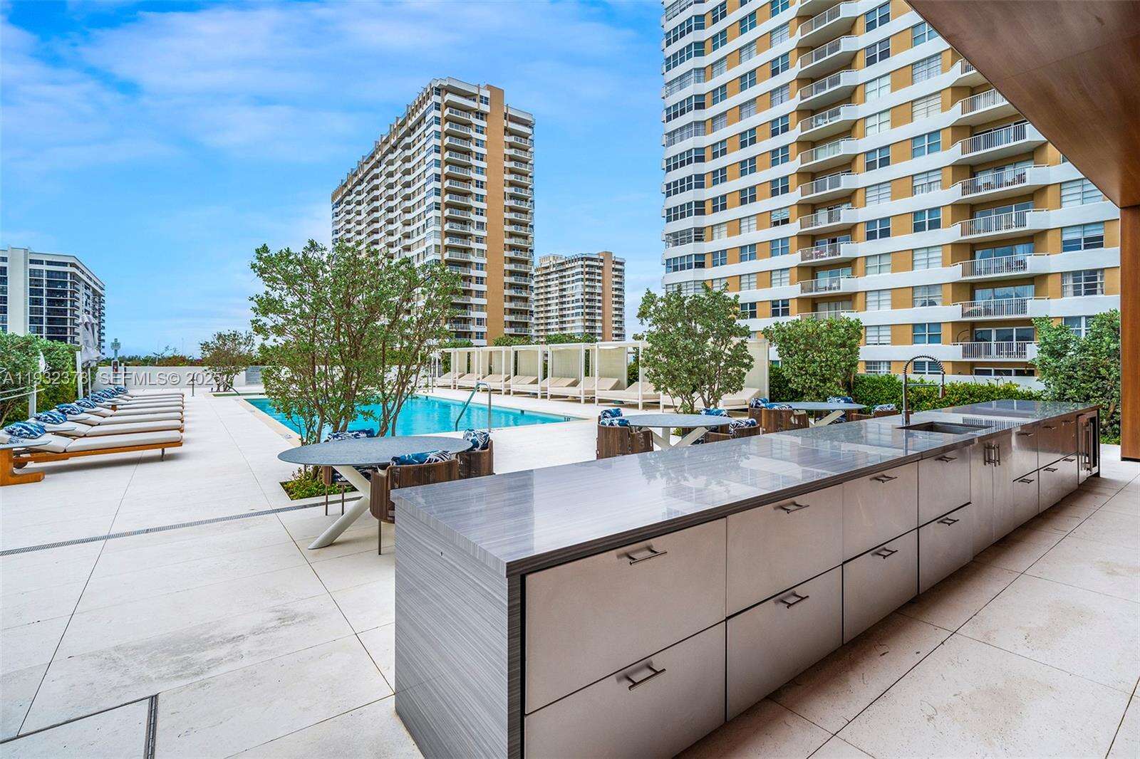 2000 OCEAN - 2000 Ocean Dr, Hallandale Beach, FL 33009 | Picture 52