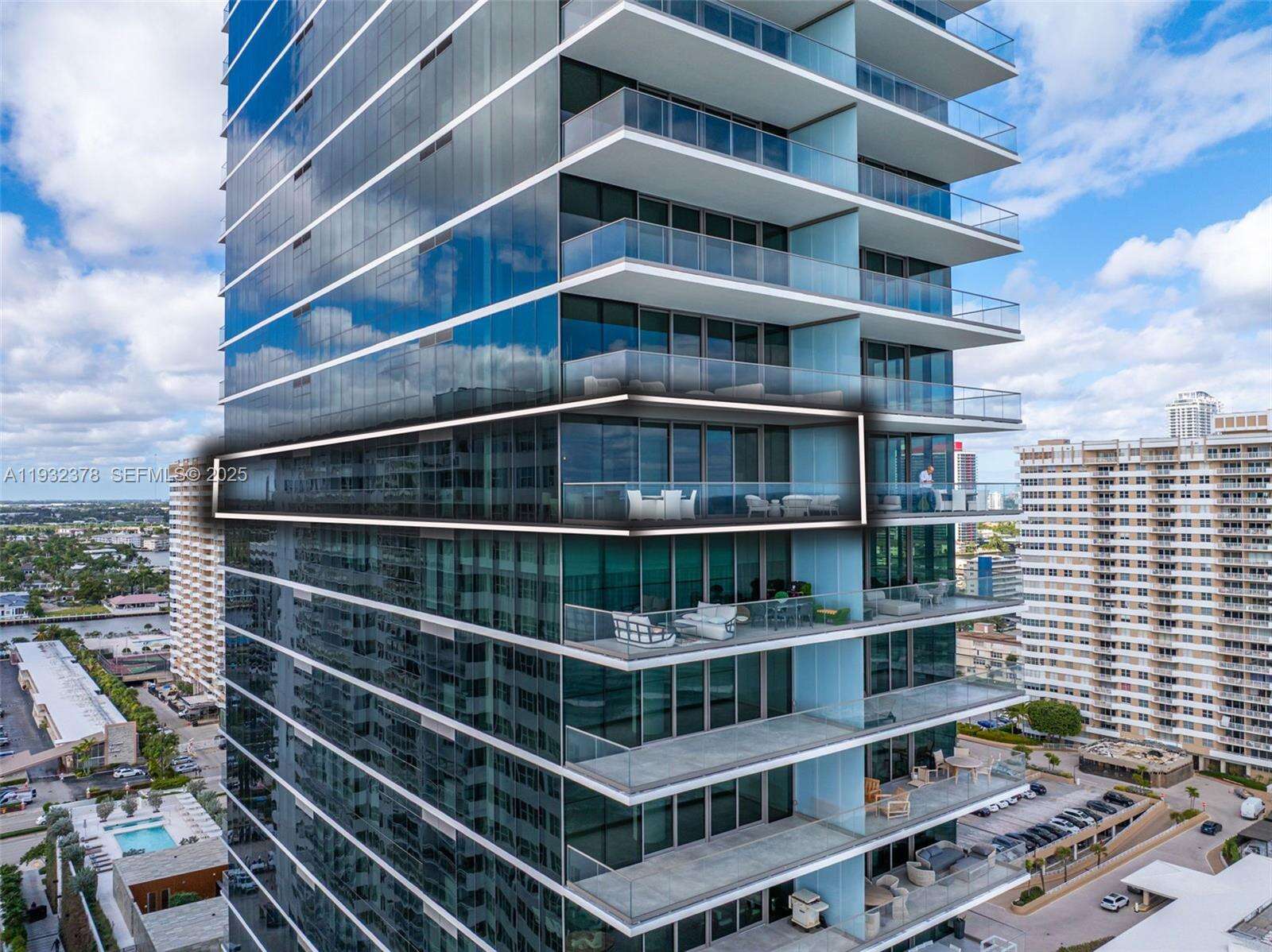 2000 OCEAN - 2000 Ocean Dr, Hallandale Beach, FL 33009 | Picture 8