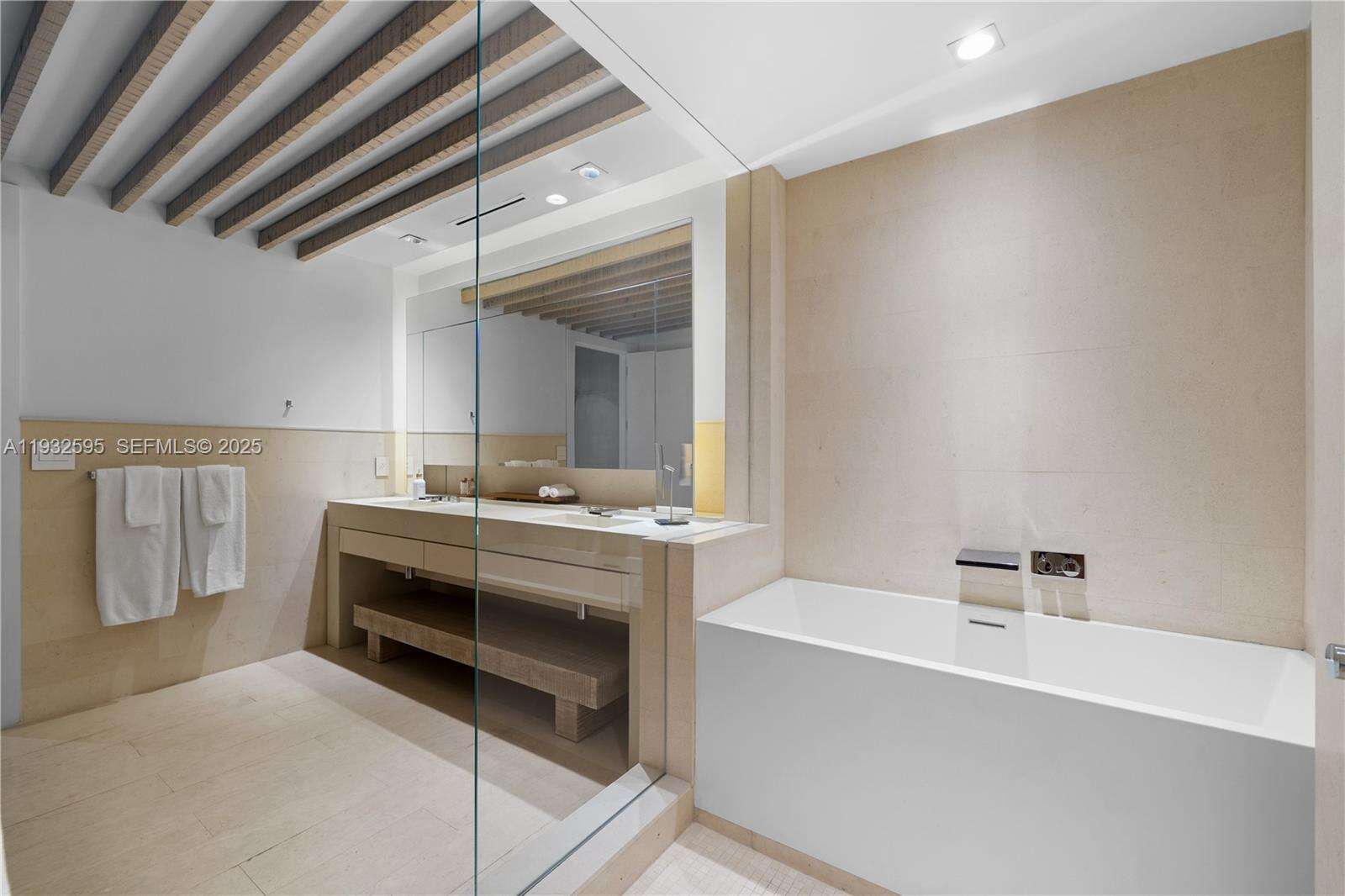 2399 COLLINS AVENUE - 102 24 St, Miami Beach, FL 33139 | Picture 20