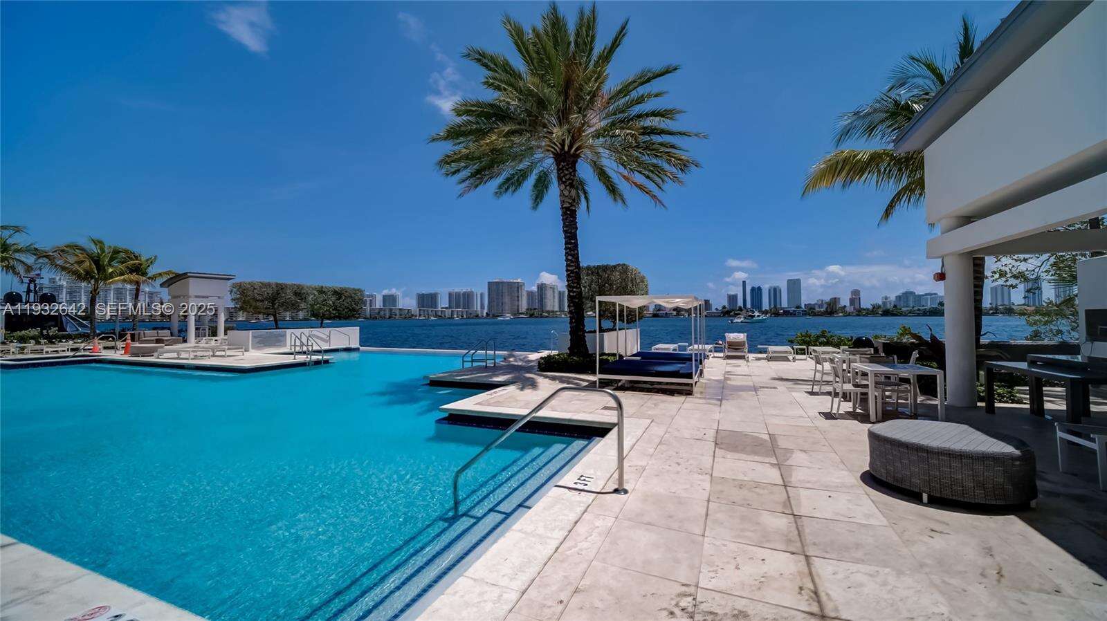 MARINA PALMS RESIDENCES SOUTH - 17111 Biscayne Blvd, North Miami Beach, FL 33160 | Picture 20