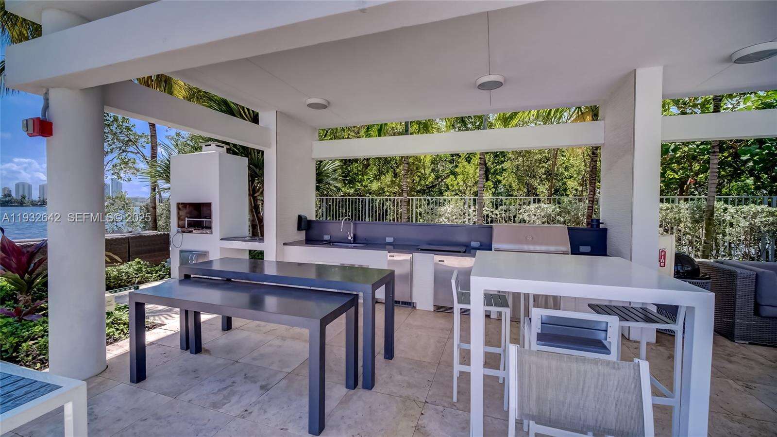 MARINA PALMS RESIDENCES SOUTH - 17111 Biscayne Blvd, North Miami Beach, FL 33160 | Picture 21