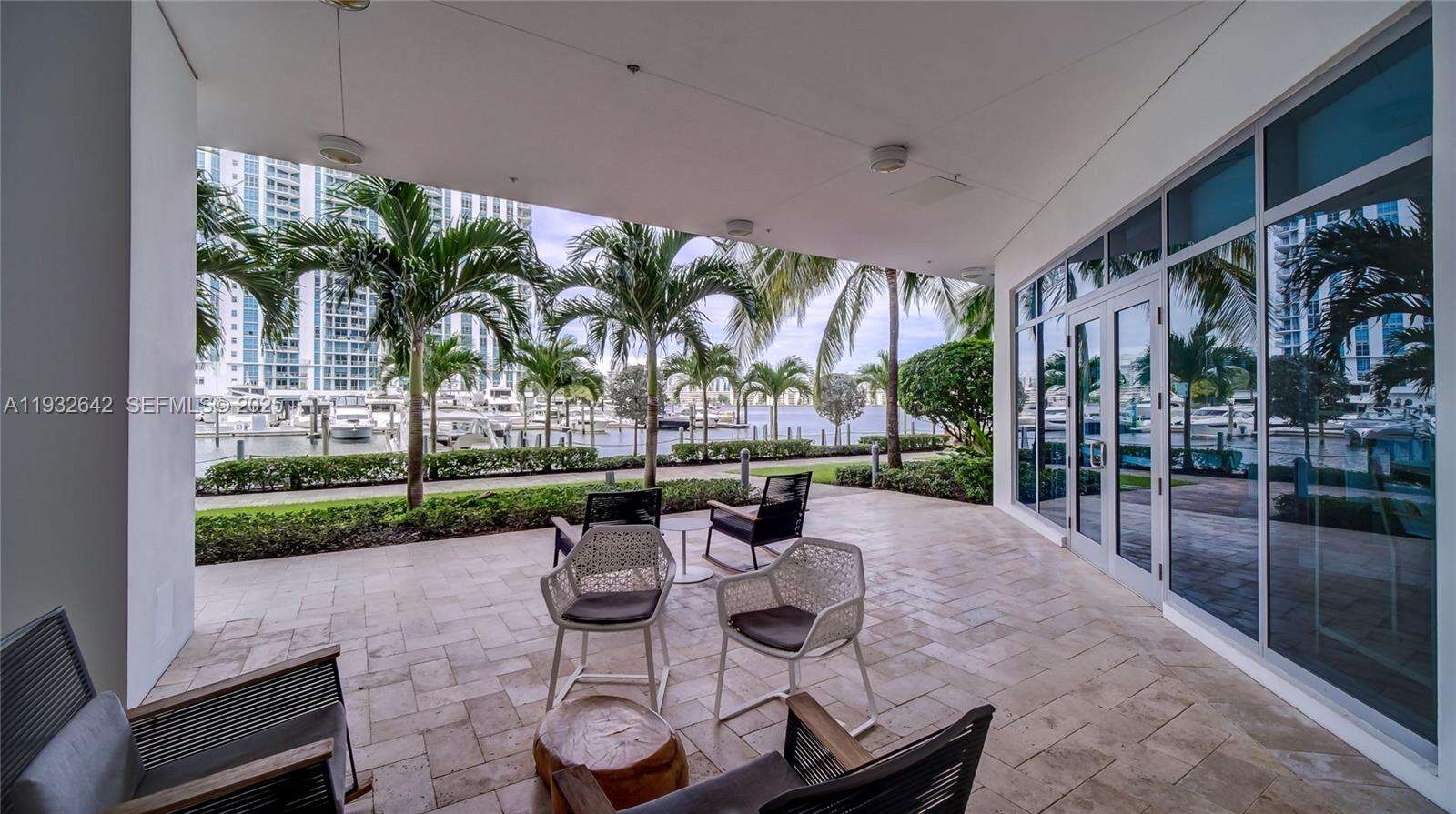 MARINA PALMS RESIDENCES SOUTH - 17111 Biscayne Blvd, North Miami Beach, FL 33160 | Picture 27