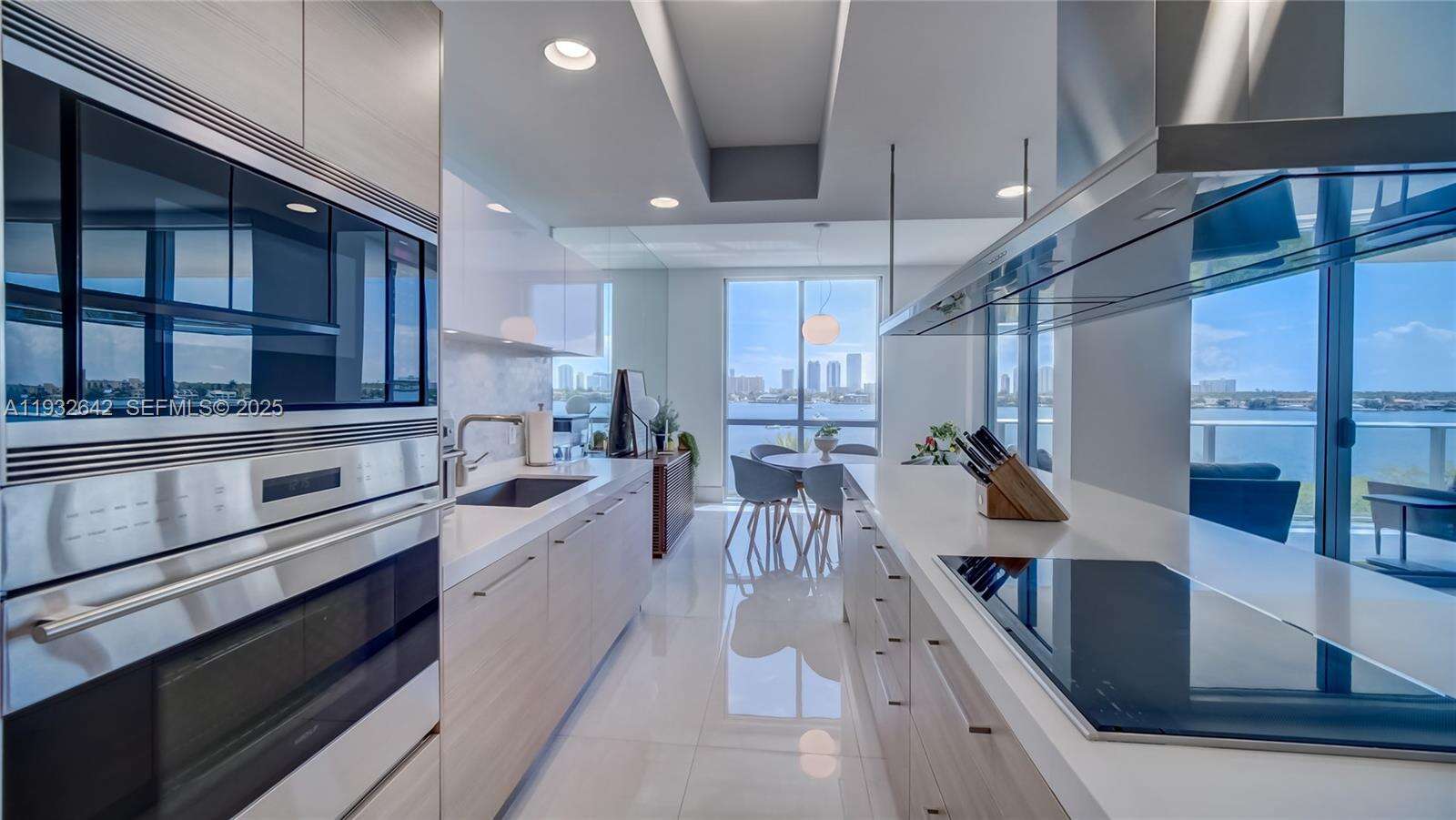 MARINA PALMS RESIDENCES SOUTH - 17111 Biscayne Blvd, North Miami Beach, FL 33160 | Picture 8