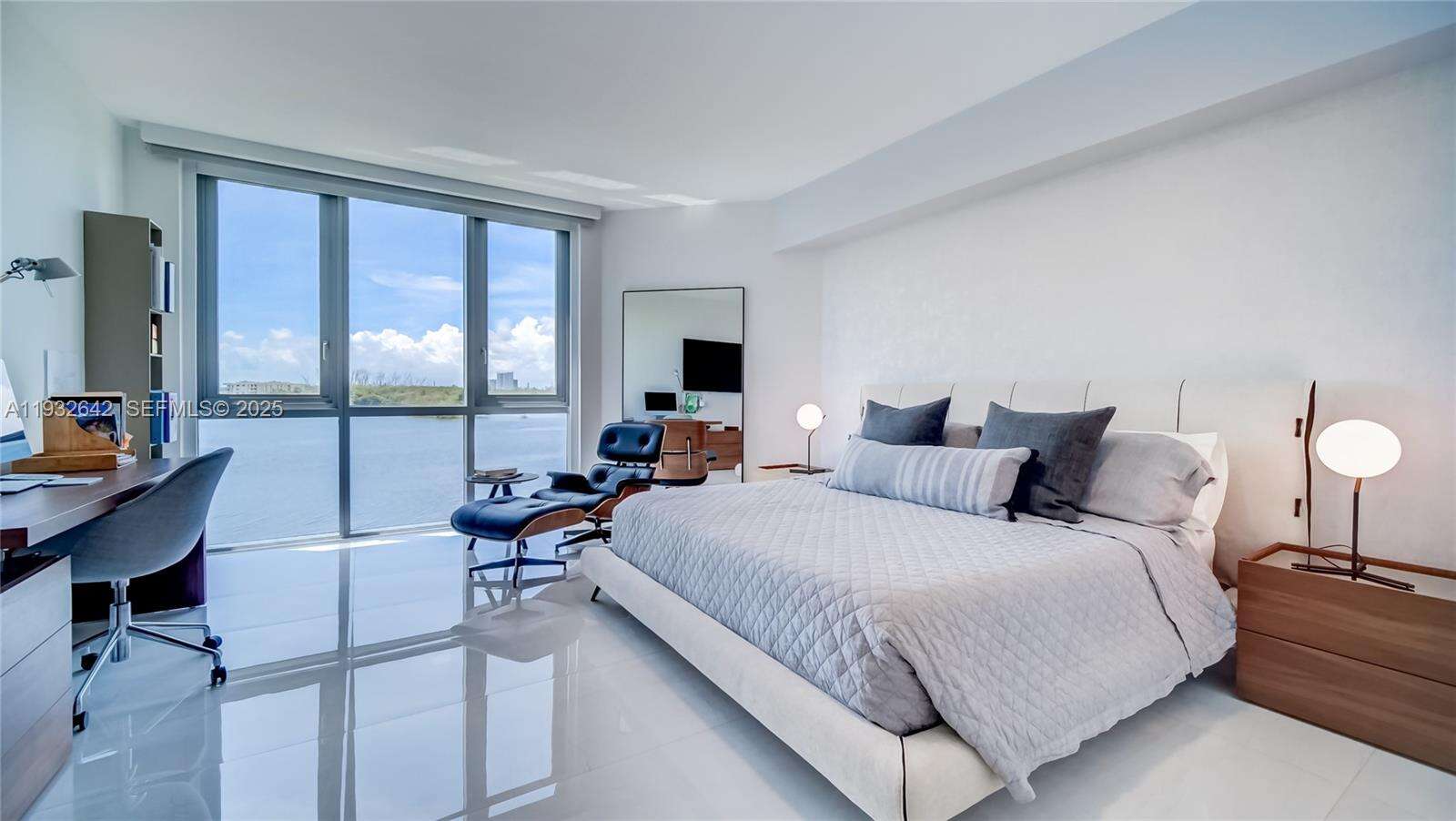 MARINA PALMS RESIDENCES SOUTH - 17111 Biscayne Blvd, North Miami Beach, FL 33160 | Picture 10