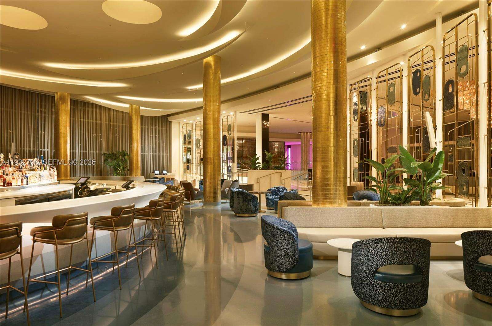 FONTAINEBLEAU III OCEAN CLUB - 4391 Collins Ave, Miami Beach, FL 33140 | Picture 19