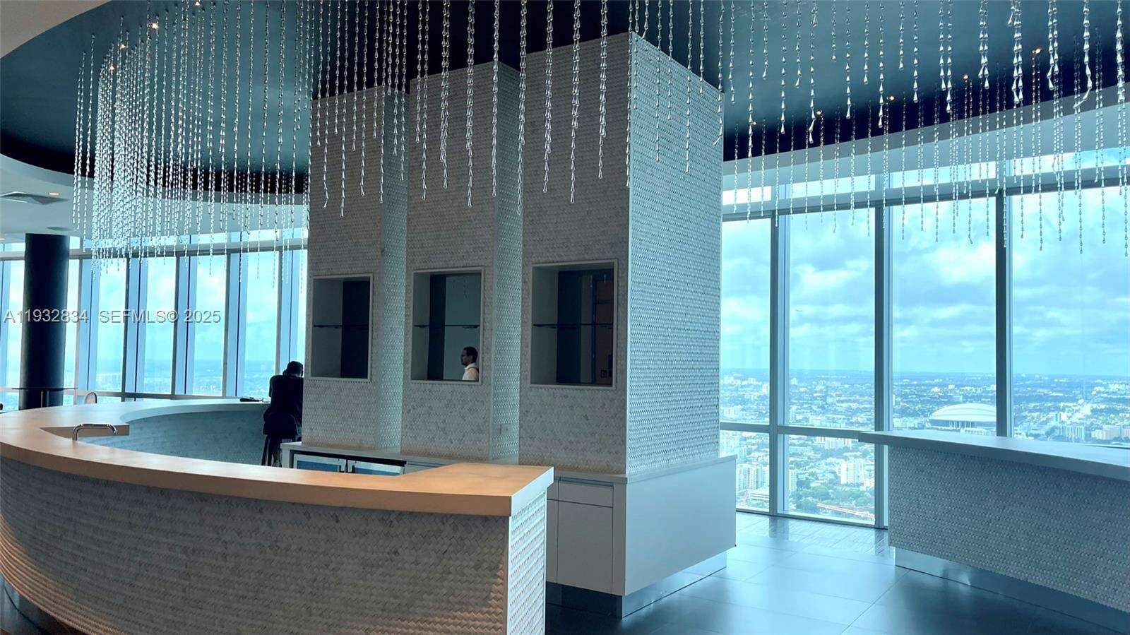 Paramount Miami Worldcenter at 851 1 Ave, Miami, FL 33132 - For Sale photo 31