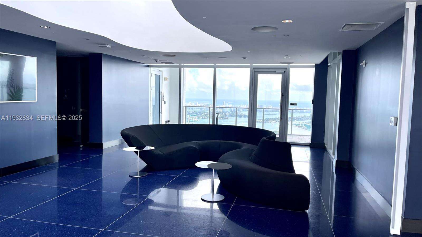 Paramount Miami Worldcenter at 851 1 Ave, Miami, FL 33132 - For Sale photo 37