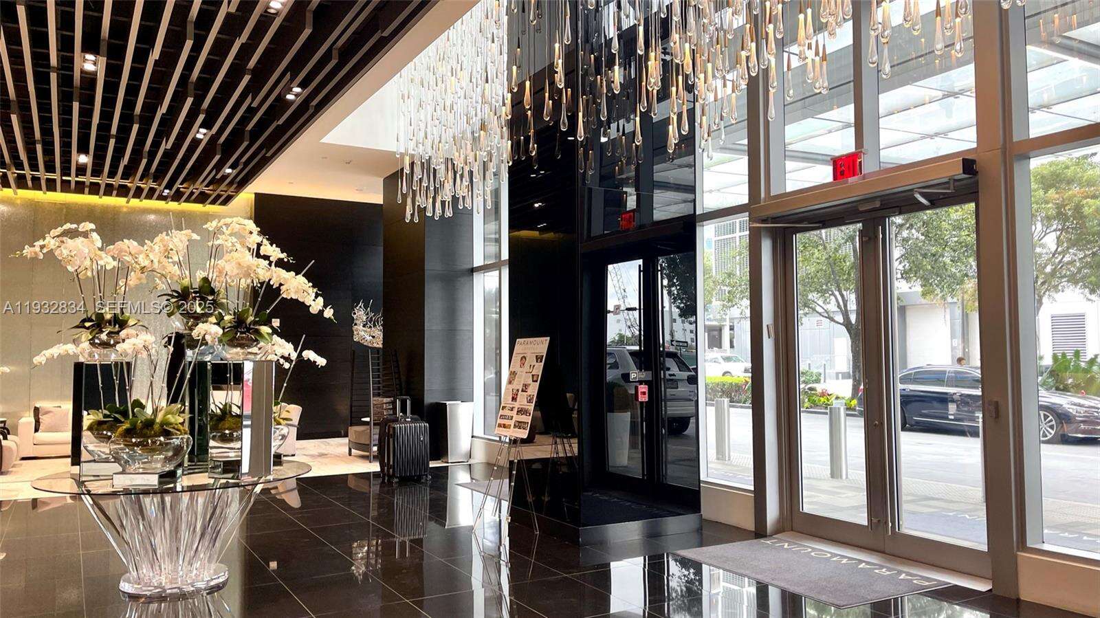 Paramount Miami Worldcenter at 851 1 Ave, Miami, FL 33132 - For Sale photo 44