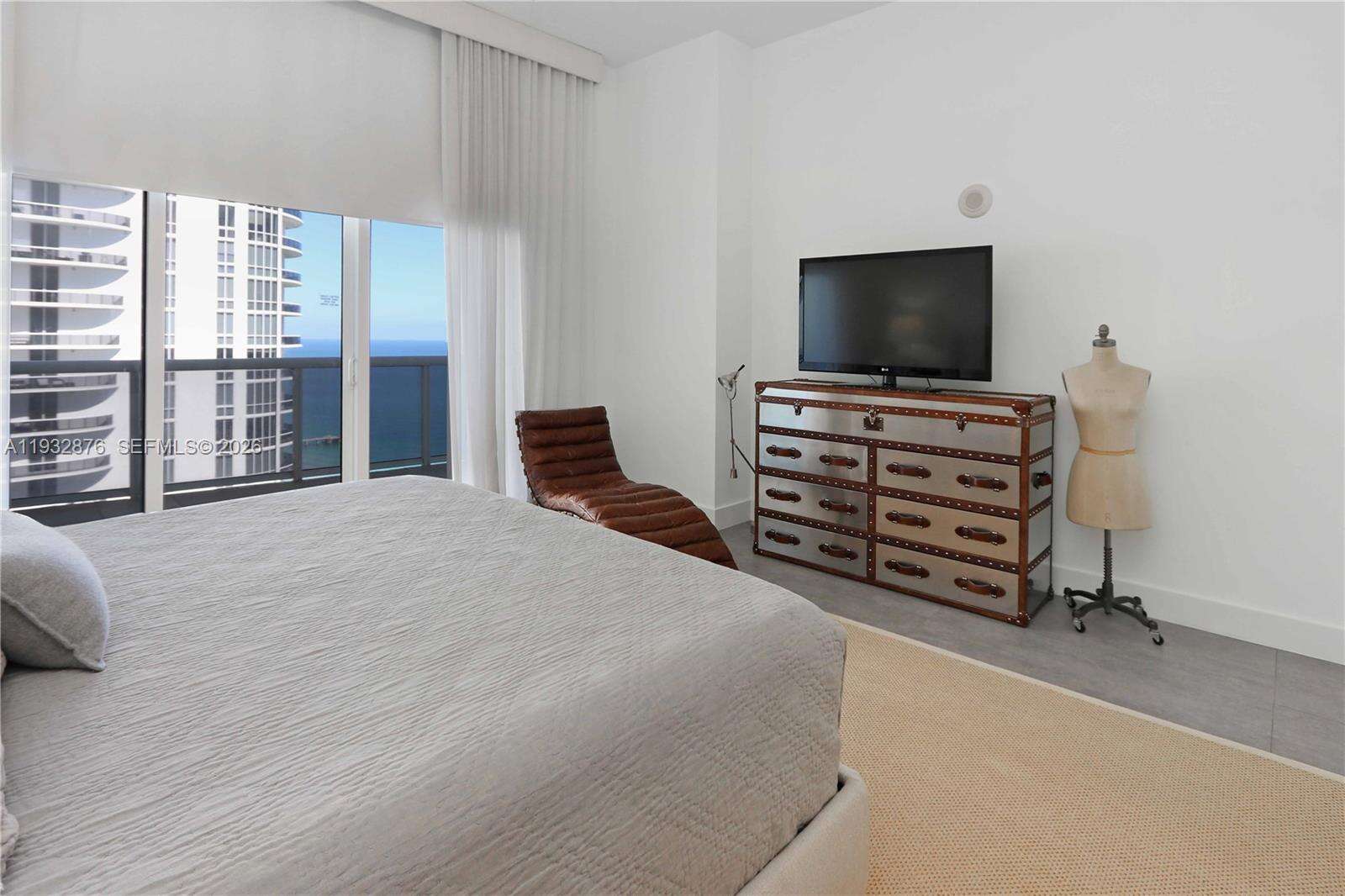 TDR TOWER III - 15811 Collins Ave, Sunny Isles Beach, FL 33160 | Picture 28
