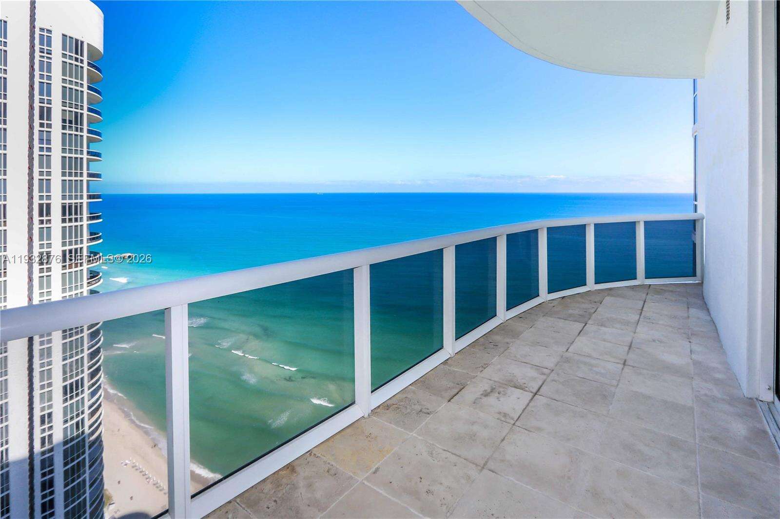 TDR TOWER III - 15811 Collins Ave, Sunny Isles Beach, FL 33160 | Picture 34