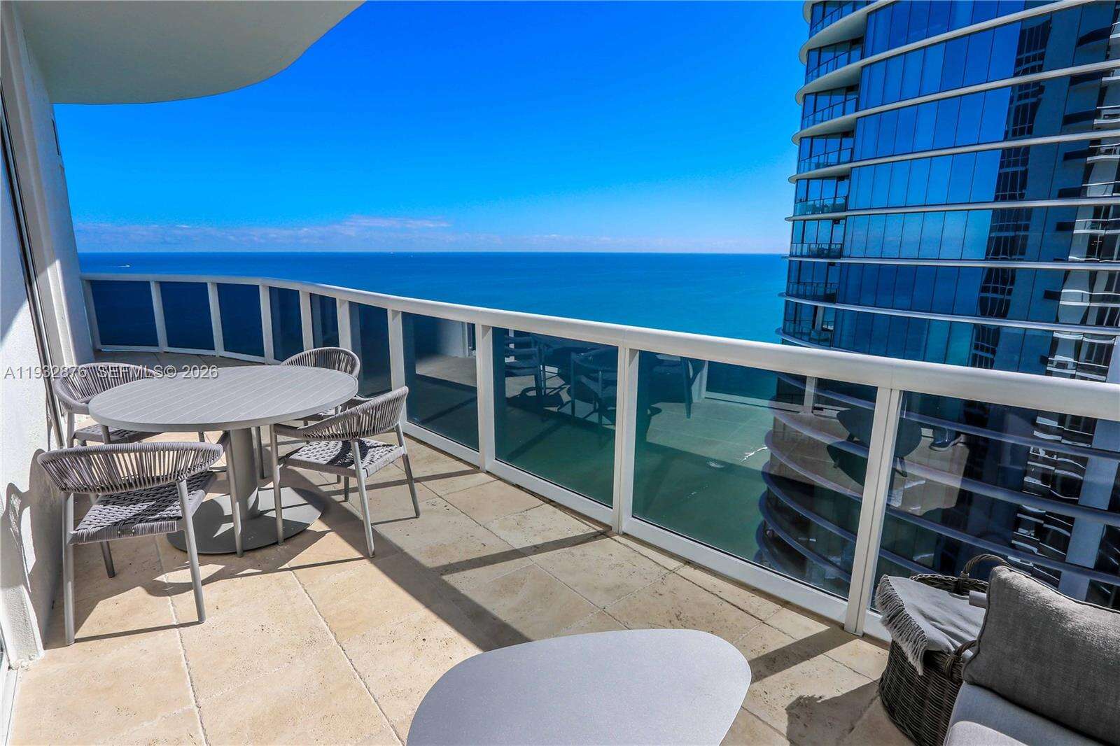 TDR TOWER III - 15811 Collins Ave, Sunny Isles Beach, FL 33160 | Picture 41