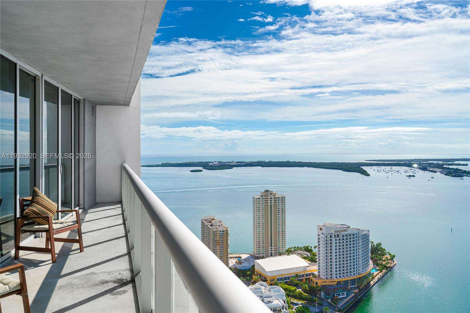 Icon Brickell 2 at 495 Brickell Ave, Miami, FL 33131 - For Sale photo 2