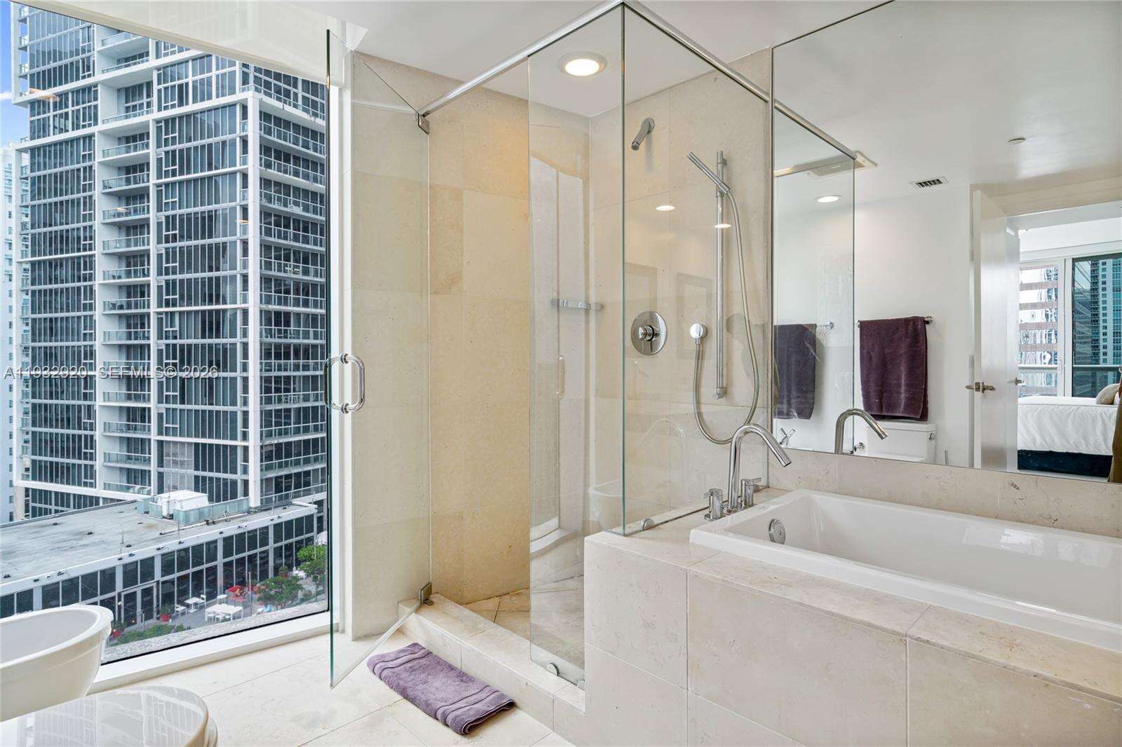Icon Brickell 2 at 495 Brickell Ave, Miami, FL 33131 - For Sale photo 11