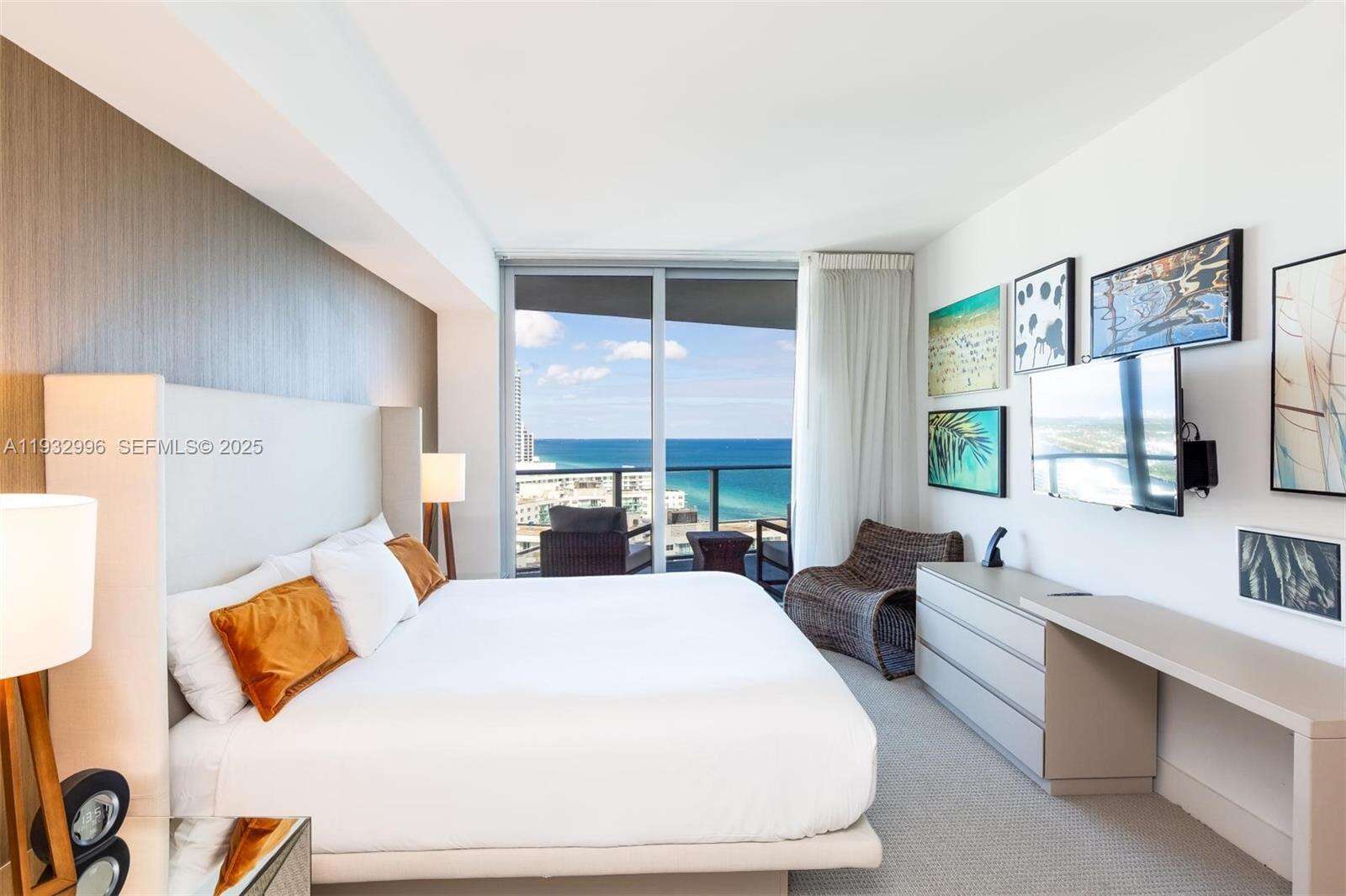 Hyde Resort at 4111 Ocean Dr, Hollywood, FL 33019 - For Sale photo 17