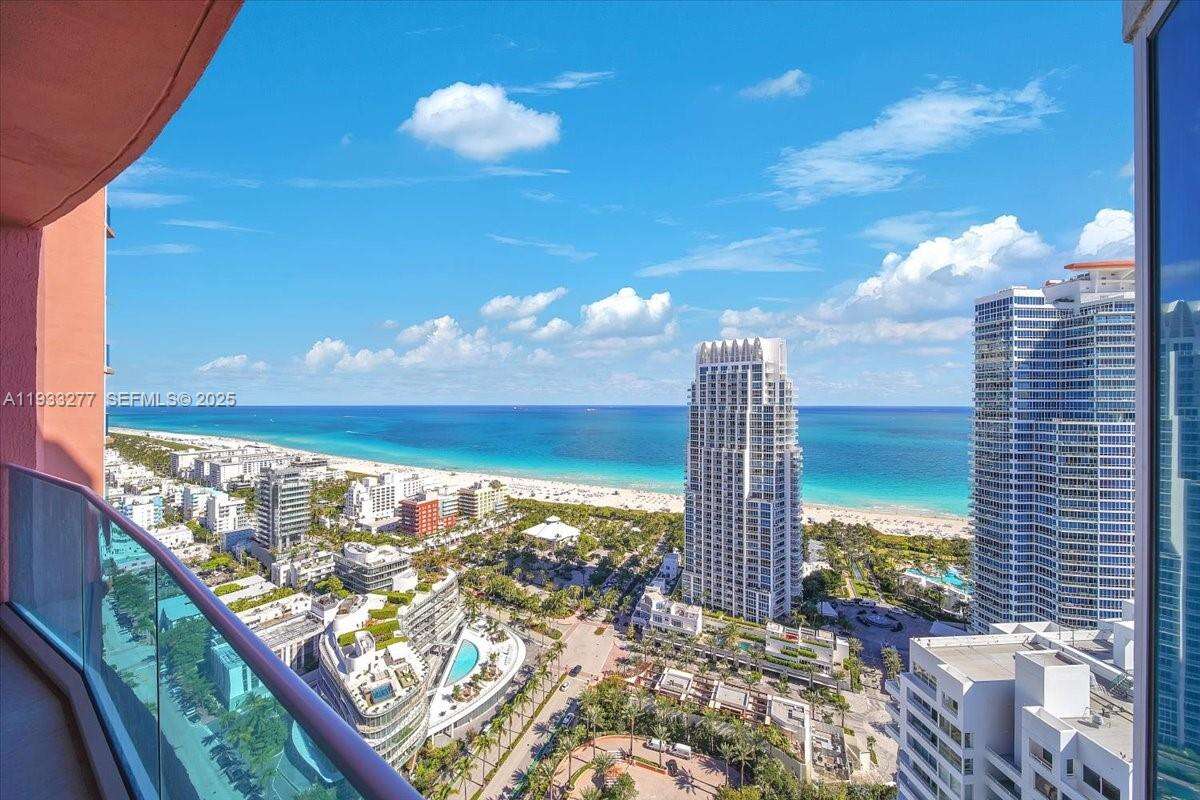 PORTOFINO TOWER - 300 Pointe Dr, Miami Beach, FL 33139 | Picture 20