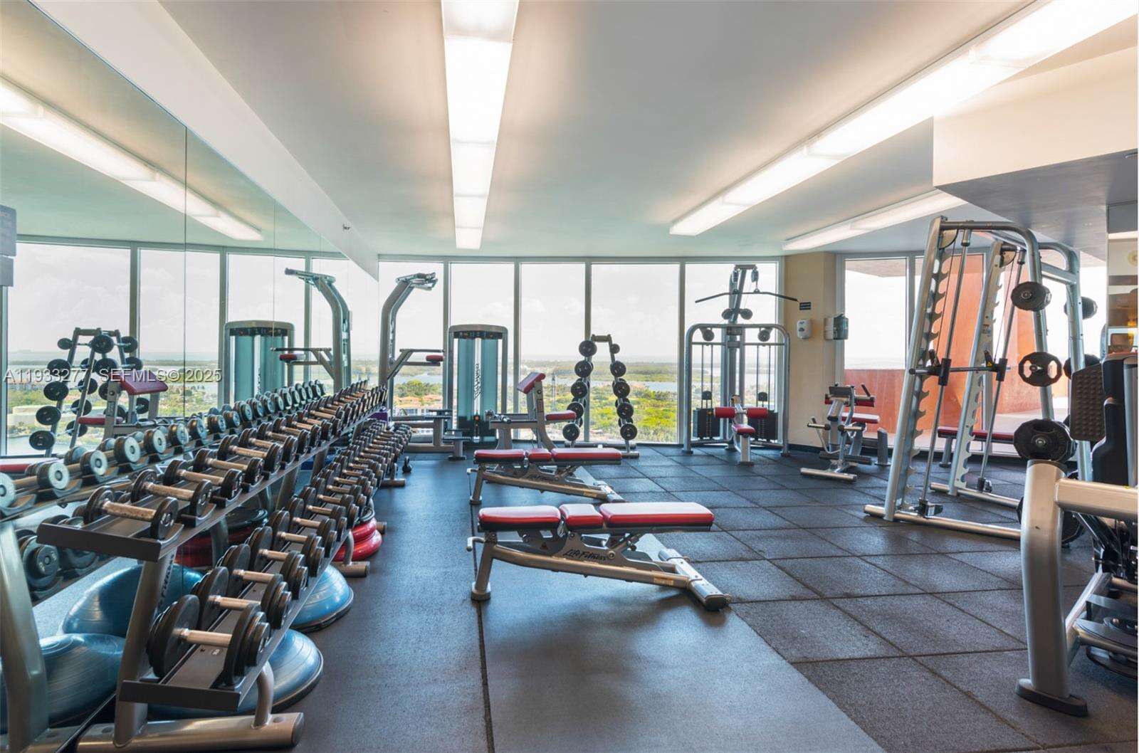 PORTOFINO TOWER - 300 Pointe Dr, Miami Beach, FL 33139 | Picture 53