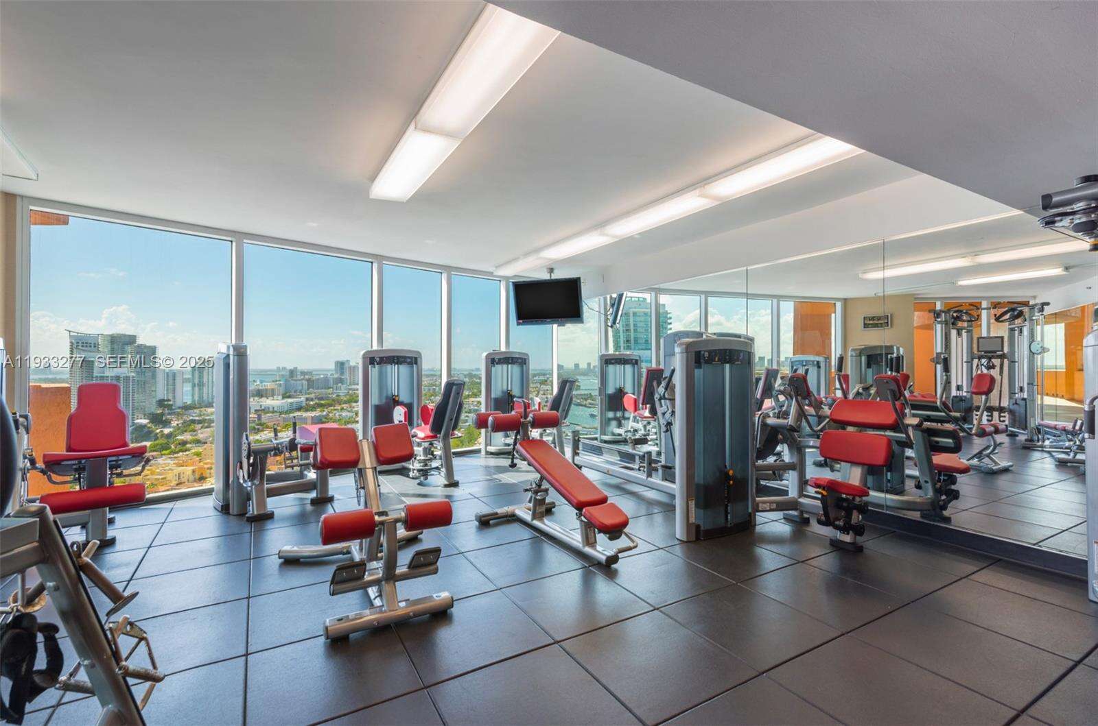 PORTOFINO TOWER - 300 Pointe Dr, Miami Beach, FL 33139 | Picture 54