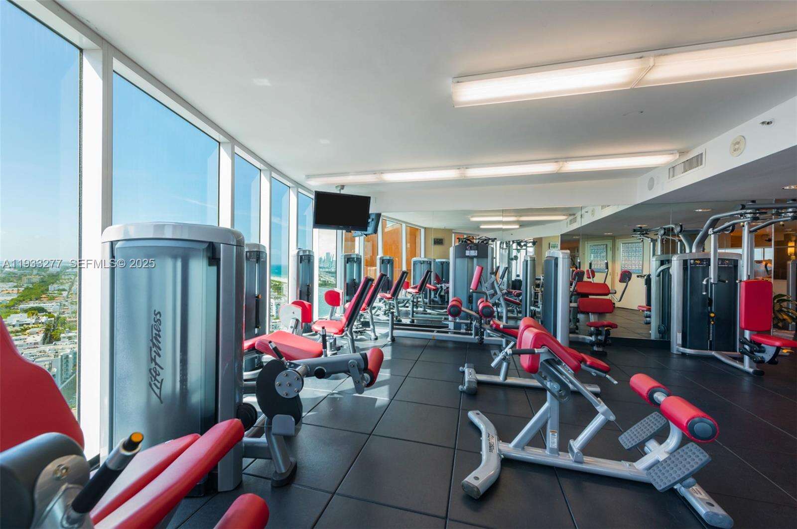 PORTOFINO TOWER - 300 Pointe Dr, Miami Beach, FL 33139 | Picture 55