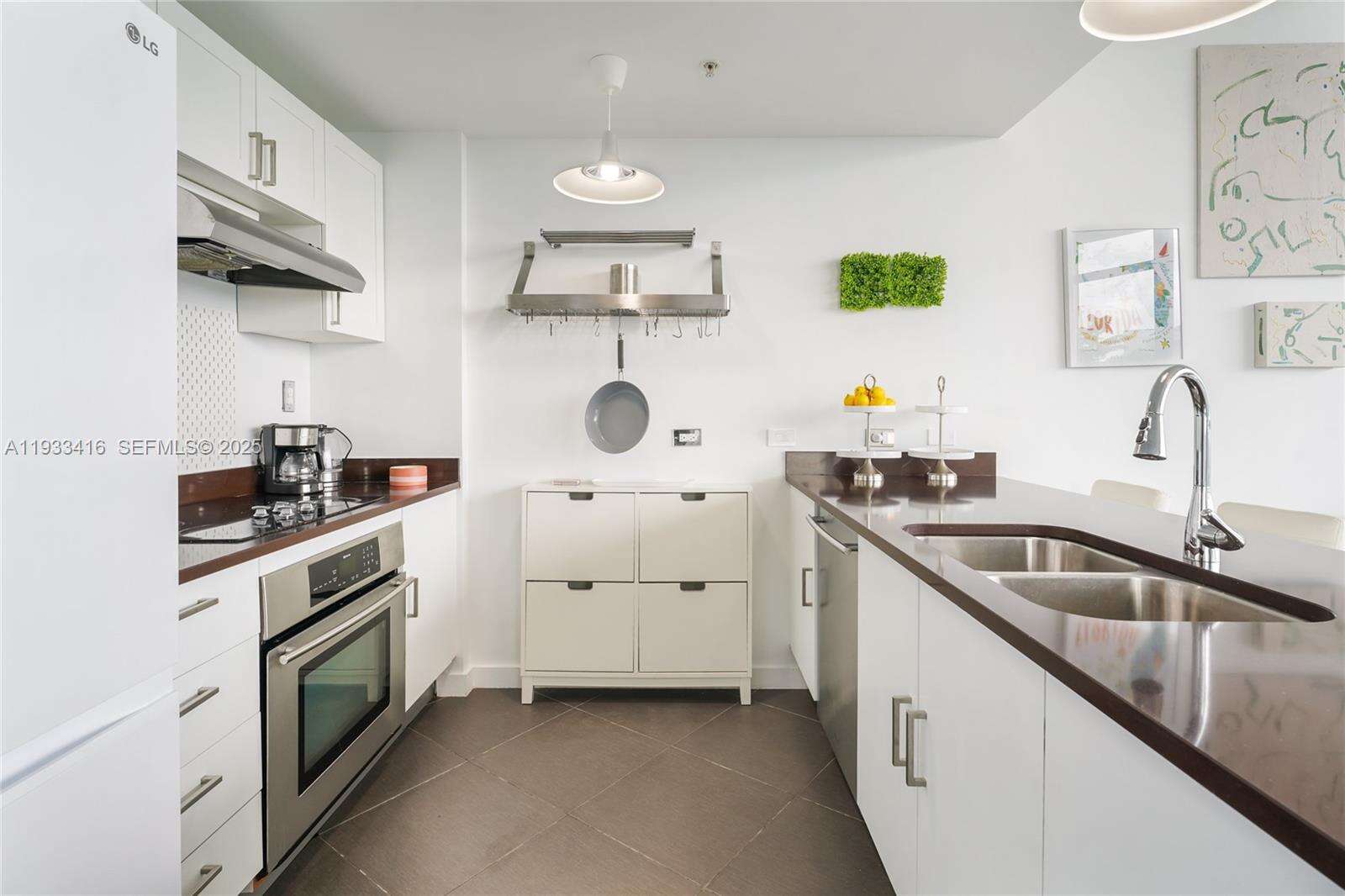 Four Midtown at 3301 1 Ave, Miami, FL 33137 - For Sale photo 9