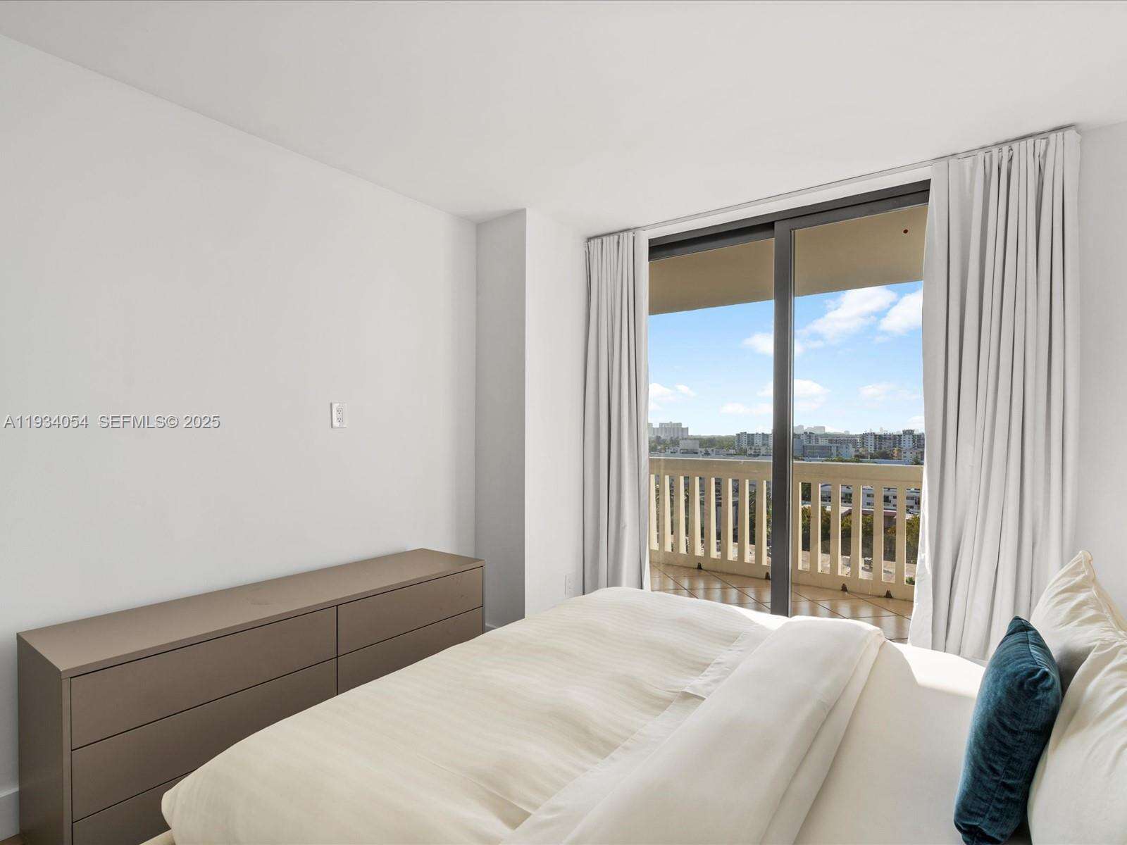 2000 Williams Island at 2000 Island Blvd, Aventura, FL 33160 - For Sale photo 15