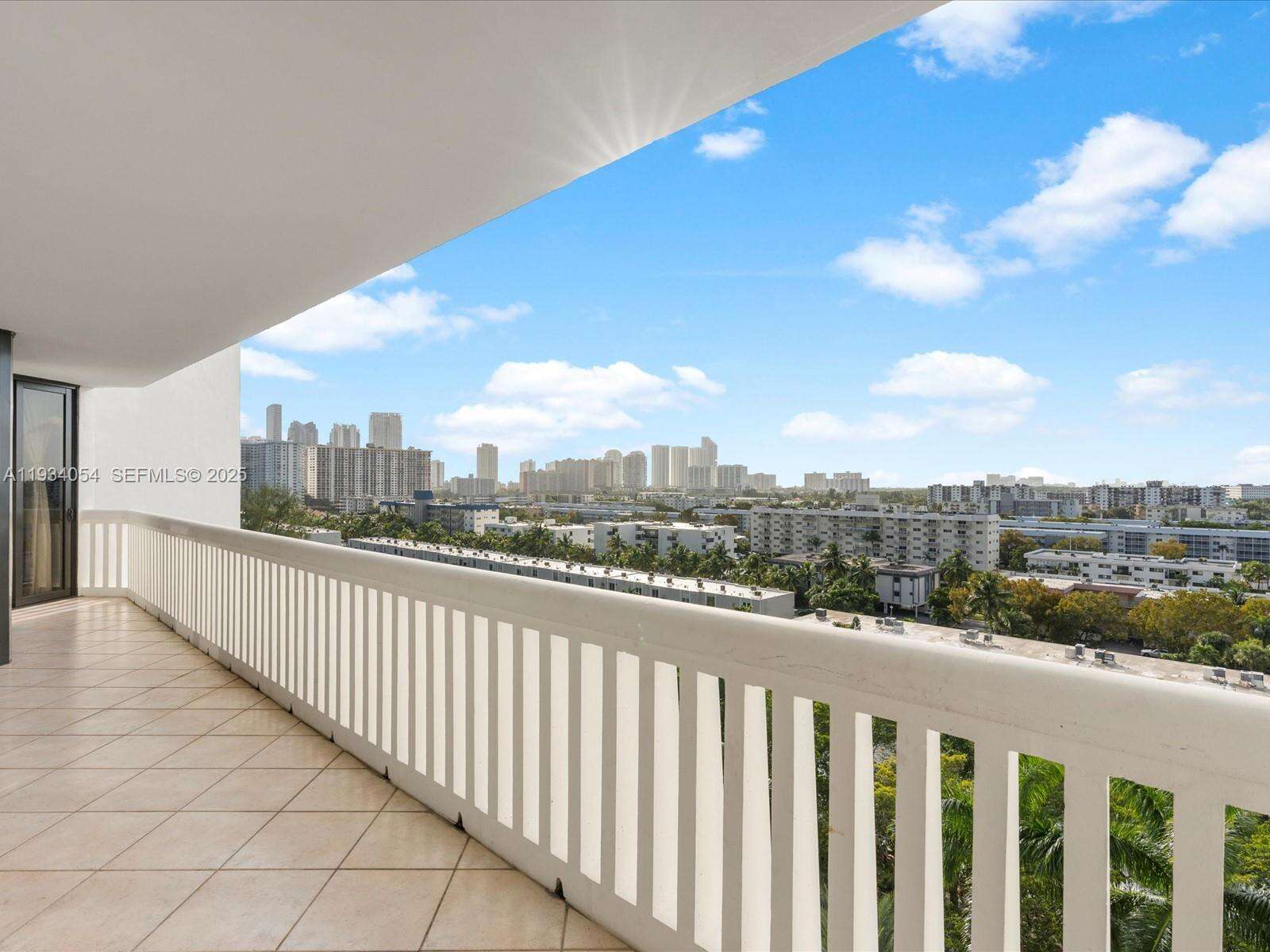 2000 Williams Island at 2000 Island Blvd, Aventura, FL 33160 - For Sale photo 25