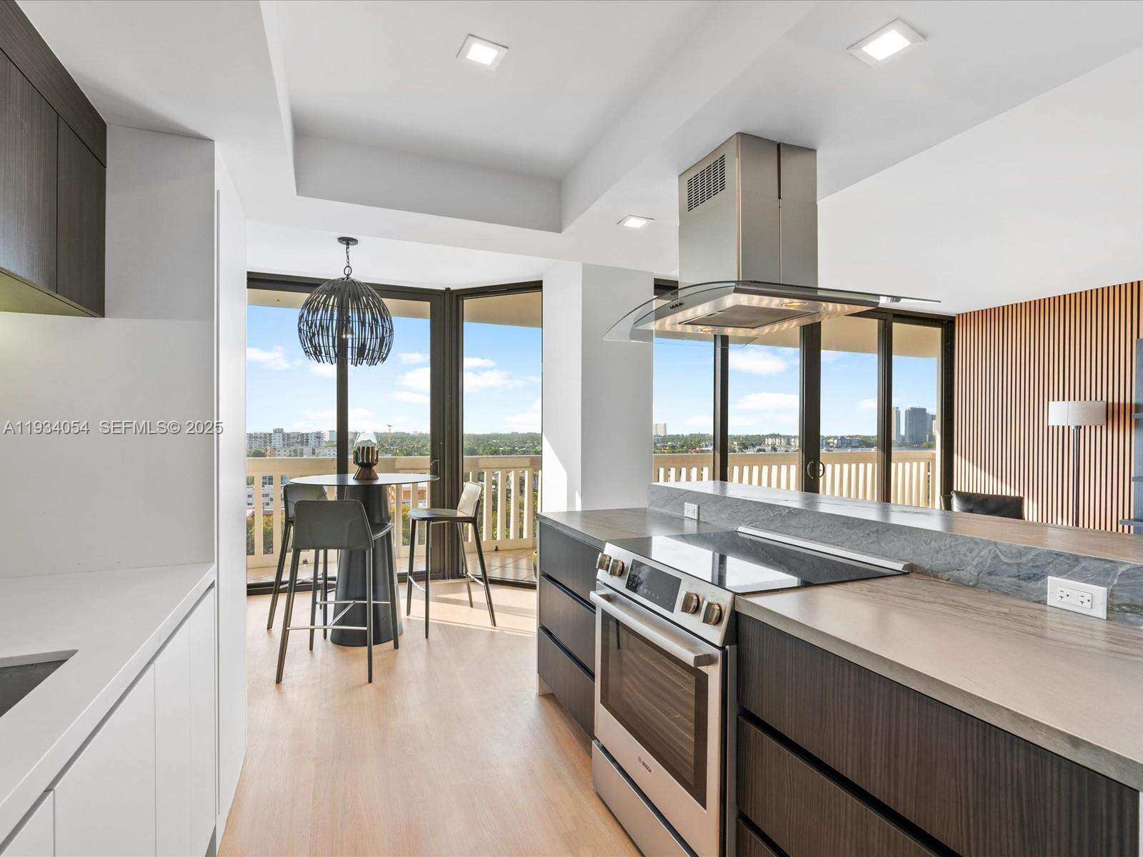 2000 Williams Island at 2000 Island Blvd, Aventura, FL 33160 - For Sale photo 10
