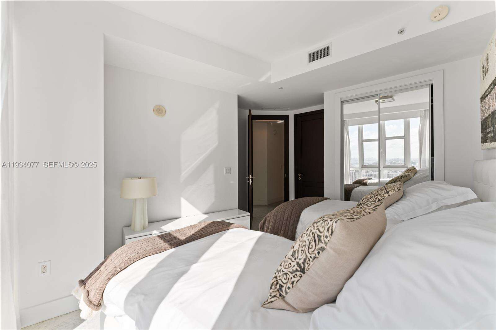 TRUMP ROYALE - 18201 Collins Ave, Sunny Isles Beach, FL 33160 | Picture 34