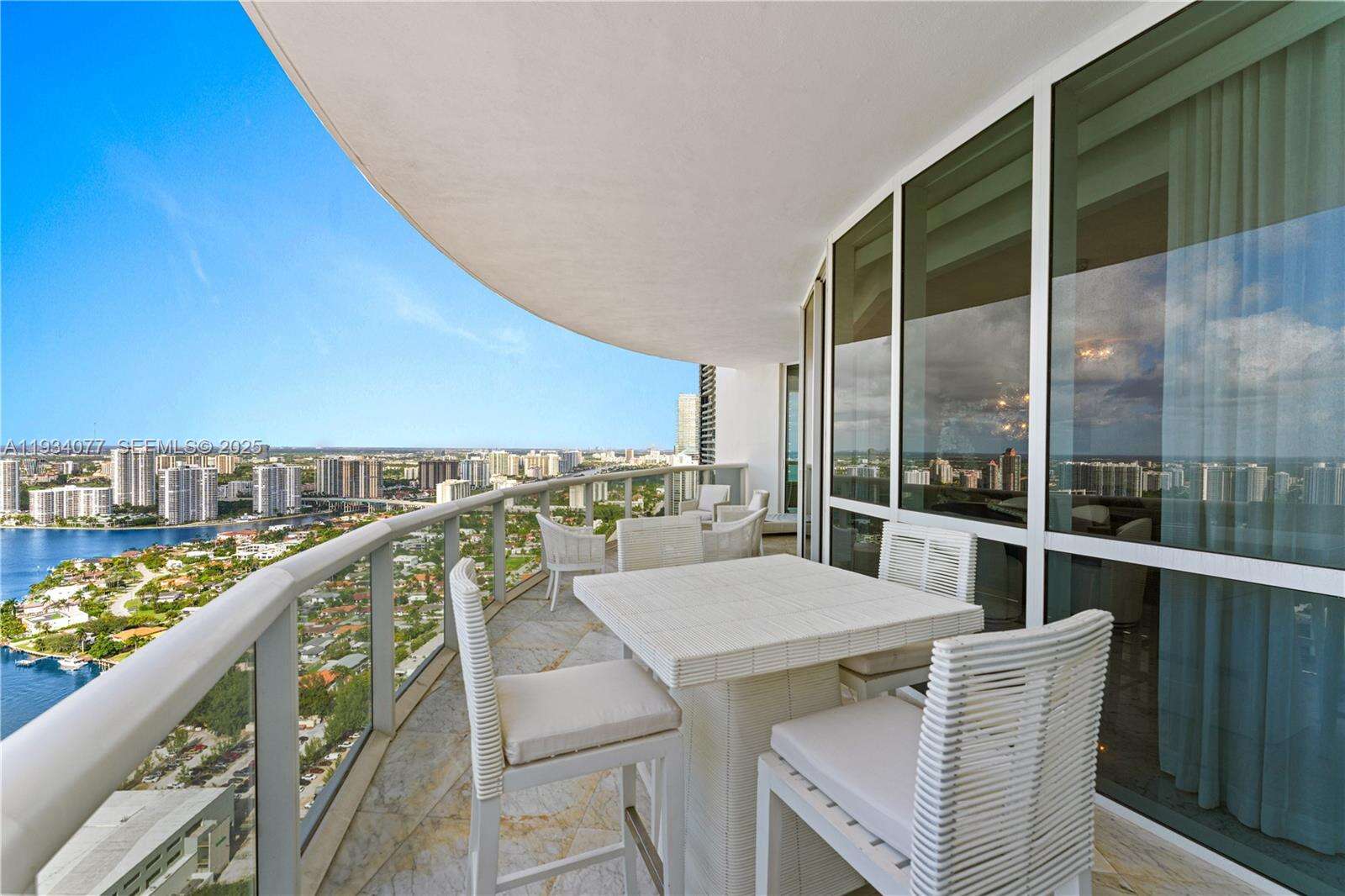 TRUMP ROYALE - 18201 Collins Ave, Sunny Isles Beach, FL 33160 | Picture 44