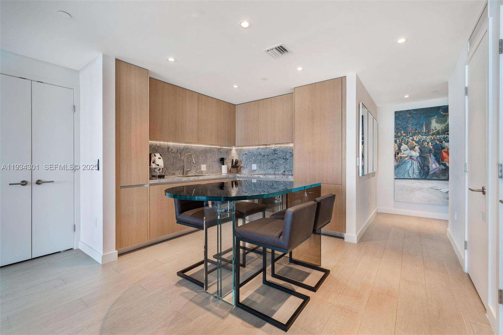 FIVE PARK - 500 Alton Rd, Miami Beach, FL 33139 | Picture 4