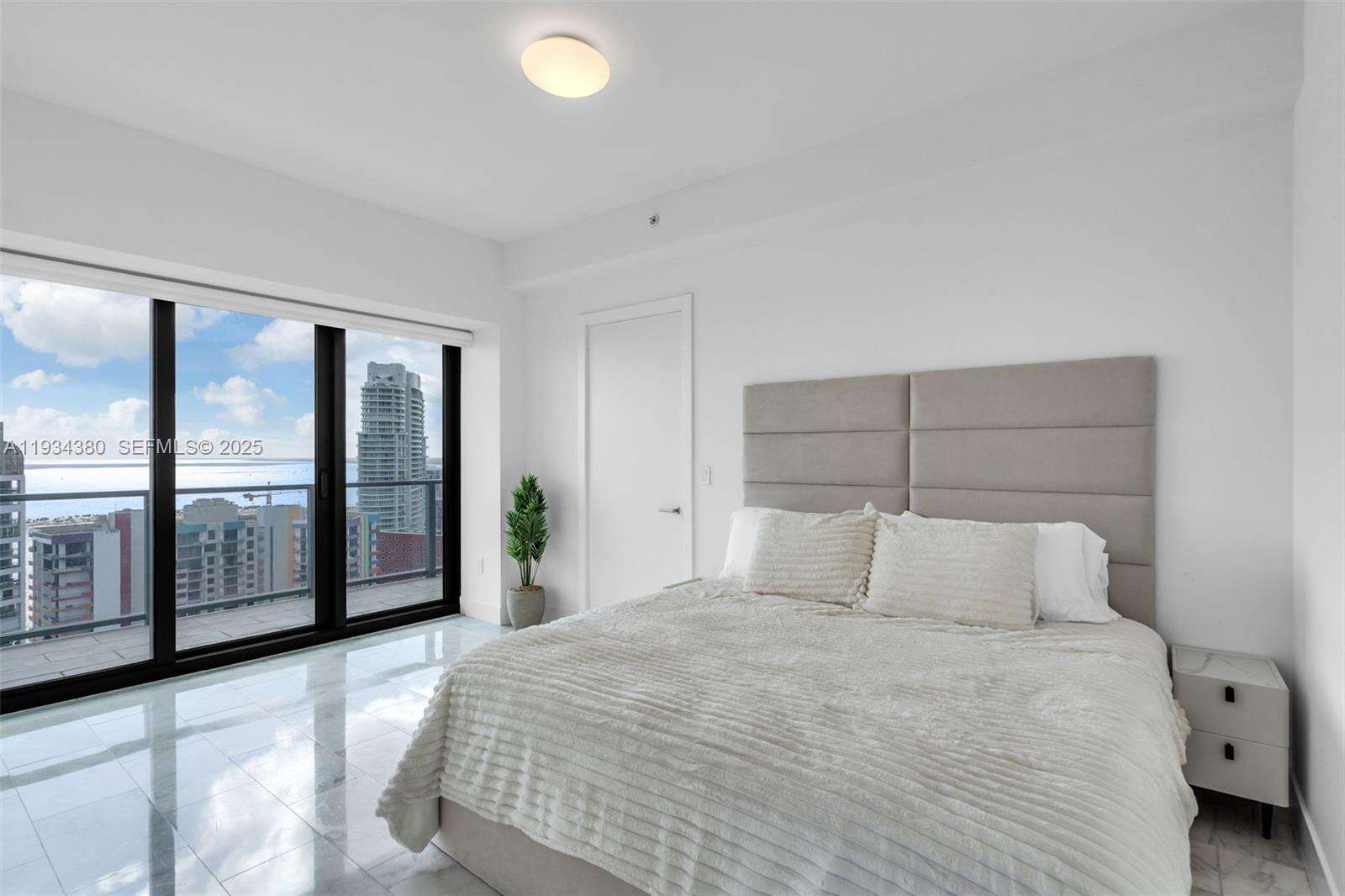 ECHO BRICKELL - 1451 Brickell Ave, Miami, FL 33131 | Picture 3
