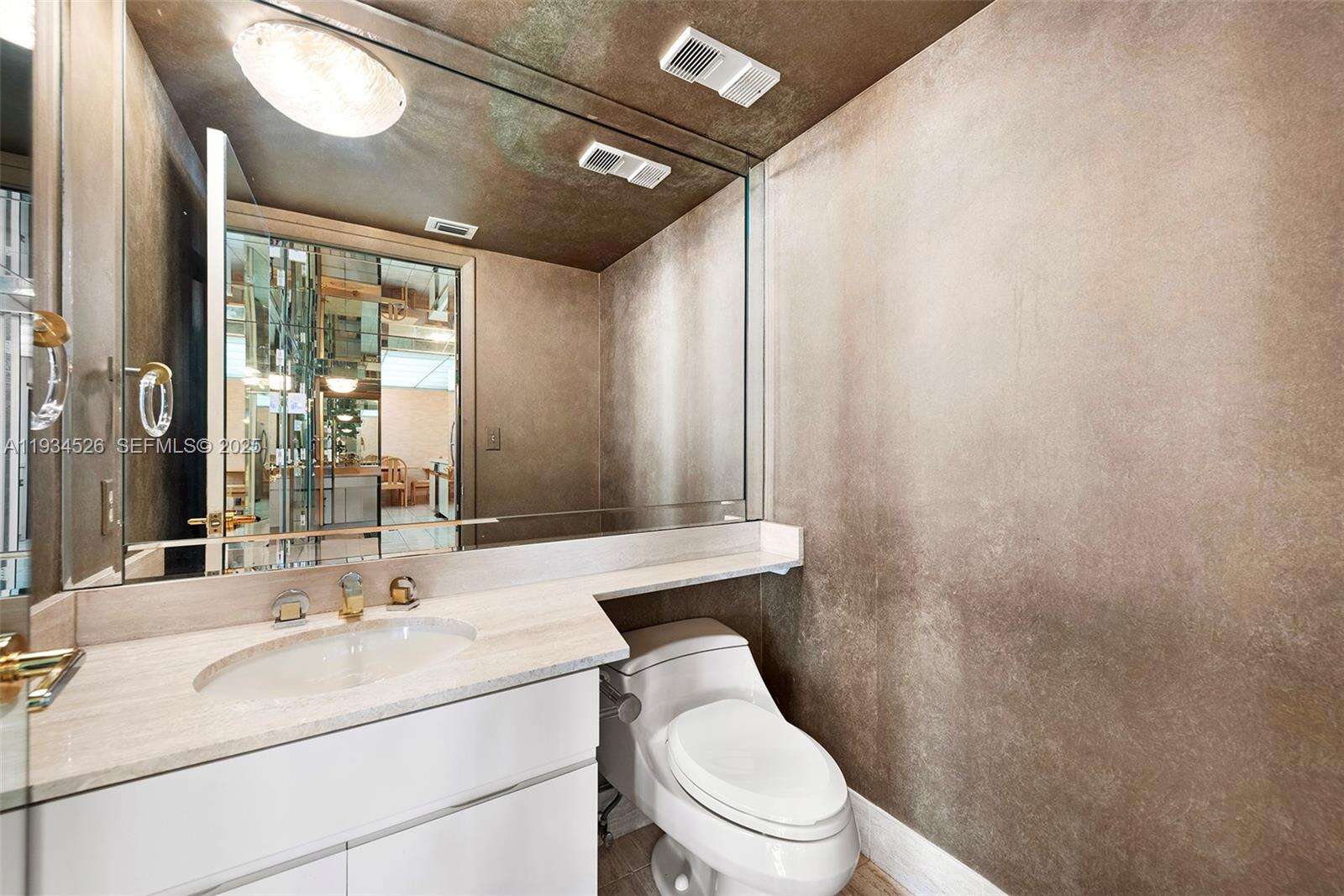 THE TIFFANY OF BAL HARBOUR - 10175 Collins Ave, Bal Harbour, FL 33154 | Picture 20