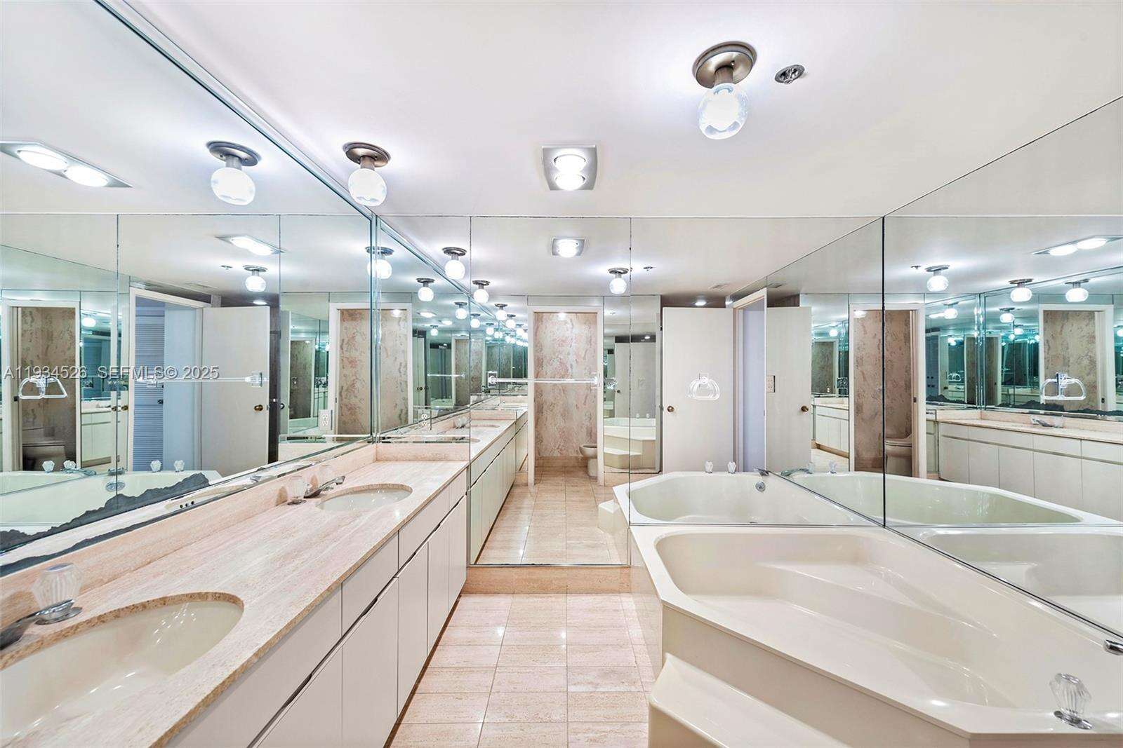 THE TIFFANY OF BAL HARBOUR - 10175 Collins Ave, Bal Harbour, FL 33154 | Picture 27