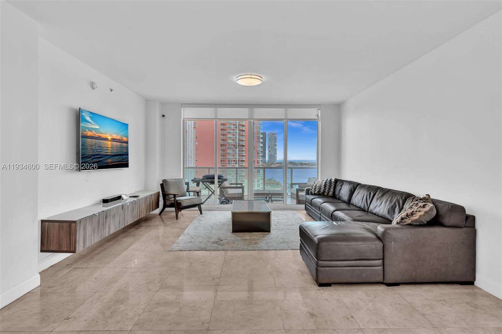 Aventura Marina One at 3340 190 St, Aventura, FL 33180 - For Sale photo 5