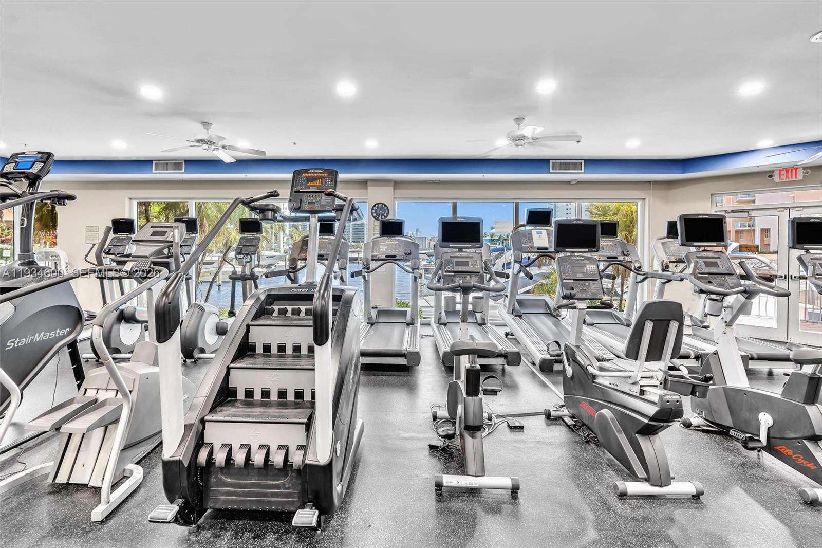 Aventura Marina One at 3340 190 St, Aventura, FL 33180 - For Sale photo 65