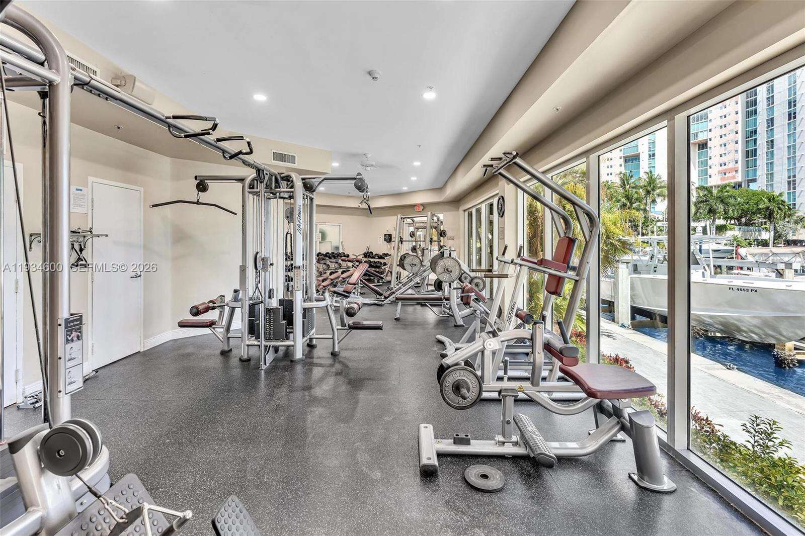 Aventura Marina One at 3340 190 St, Aventura, FL 33180 - For Sale photo 70