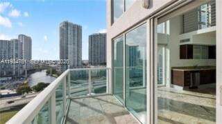 Brickell On The River at 41 5 St, Miami, FL 33131 - For Sale photo 6