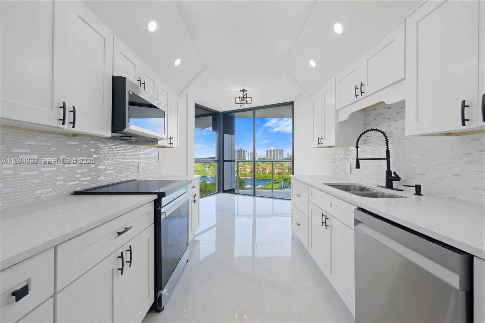 Hamptons West at 20281 Country Club Dr, Aventura, FL 33180 - For Sale photo 6