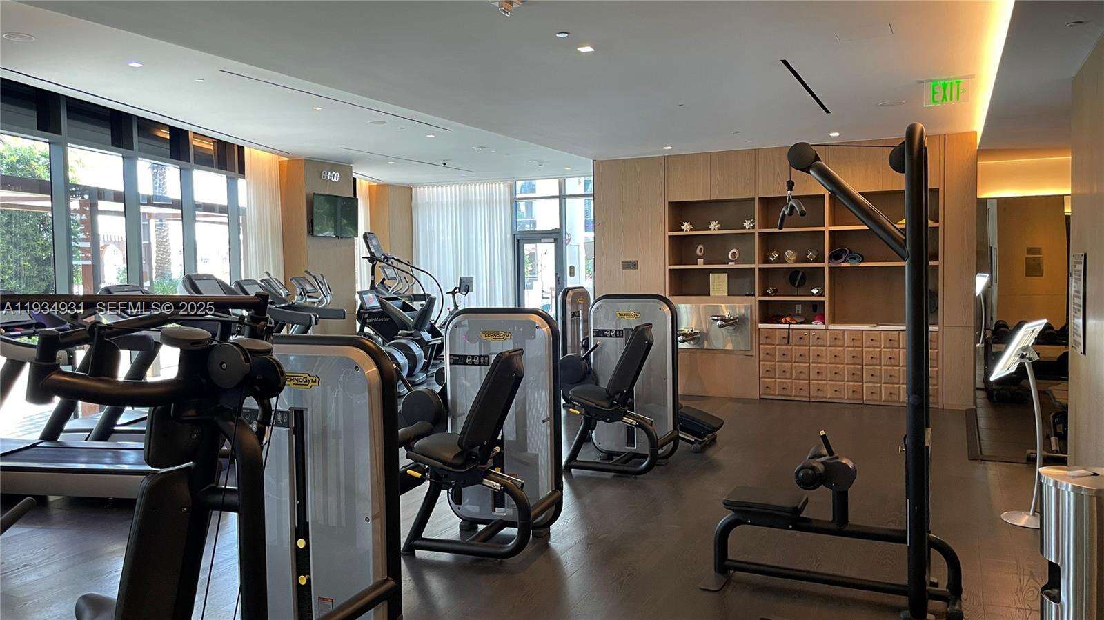 Sls Lux at 801 Miami Ave, Miami, FL 33130 - For Sale photo 29