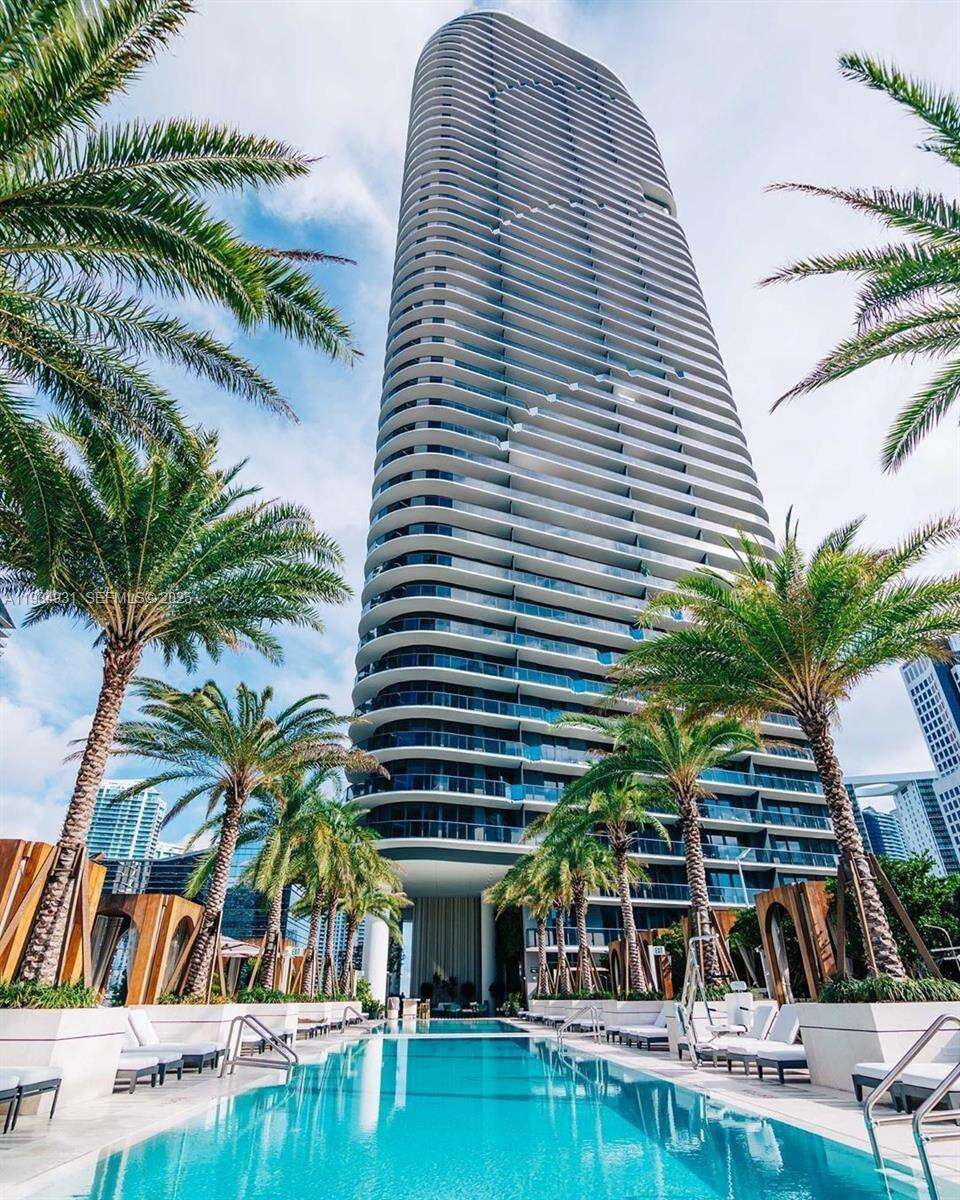 Sls Lux at 801 Miami Ave, Miami, FL 33130 - For Sale photo 4