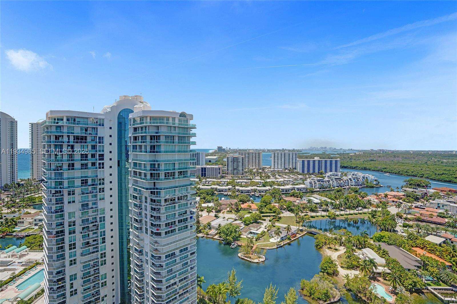 PARQUE TOWERS - 300 Sunny Isles Blvd, Sunny Isles Beach, FL 33160 | Picture 20