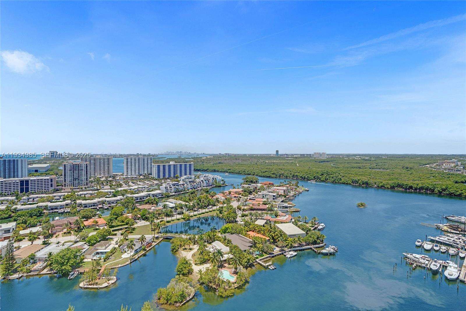 PARQUE TOWERS - 300 Sunny Isles Blvd, Sunny Isles Beach, FL 33160 | Picture 21