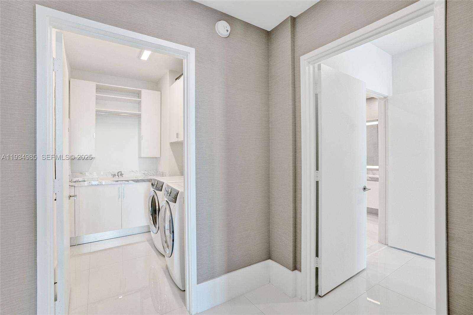 PARQUE TOWERS - 300 Sunny Isles Blvd, Sunny Isles Beach, FL 33160 | Picture 22