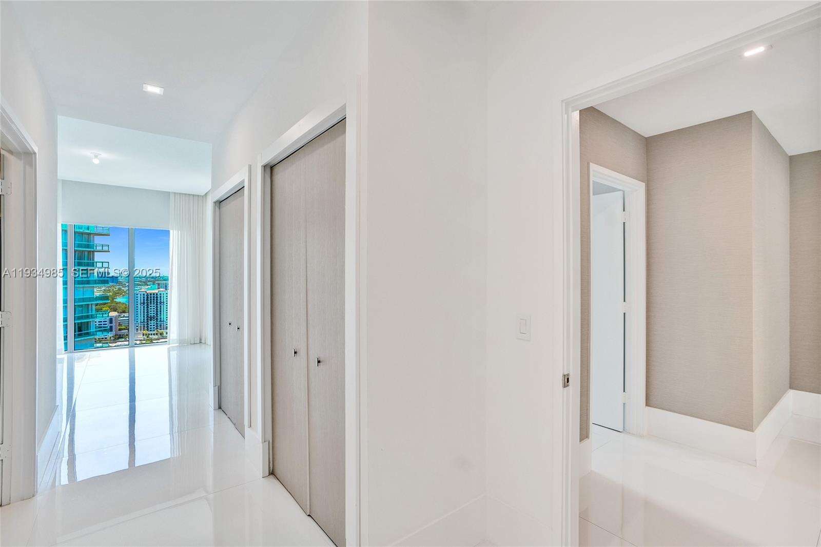 PARQUE TOWERS - 300 Sunny Isles Blvd, Sunny Isles Beach, FL 33160 | Picture 28