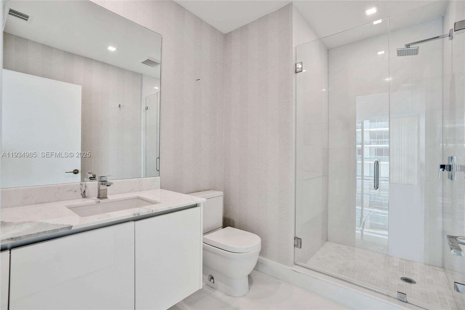 PARQUE TOWERS - 300 Sunny Isles Blvd, Sunny Isles Beach, FL 33160 | Picture 35